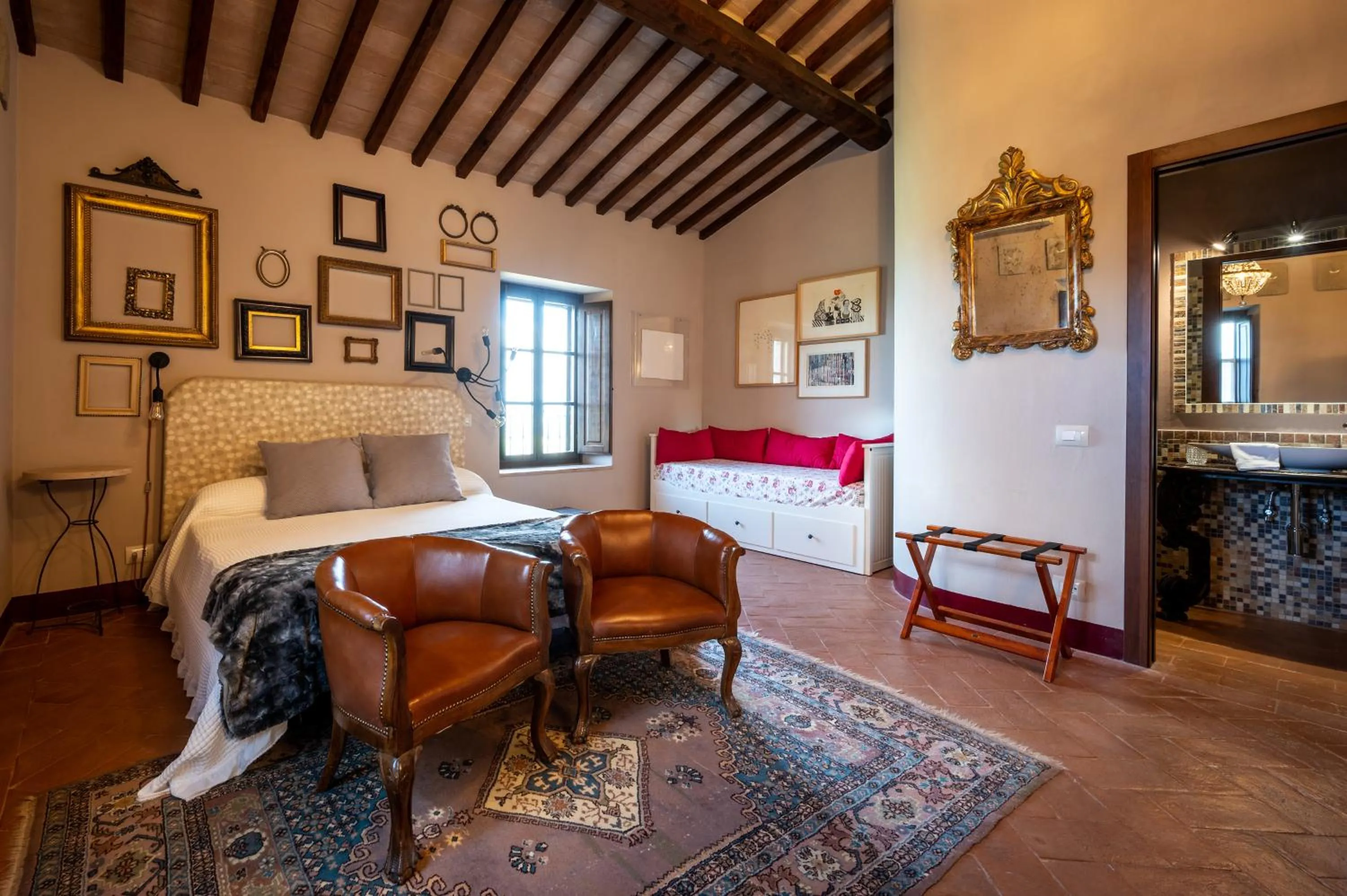 Photo of the whole room in il burellino