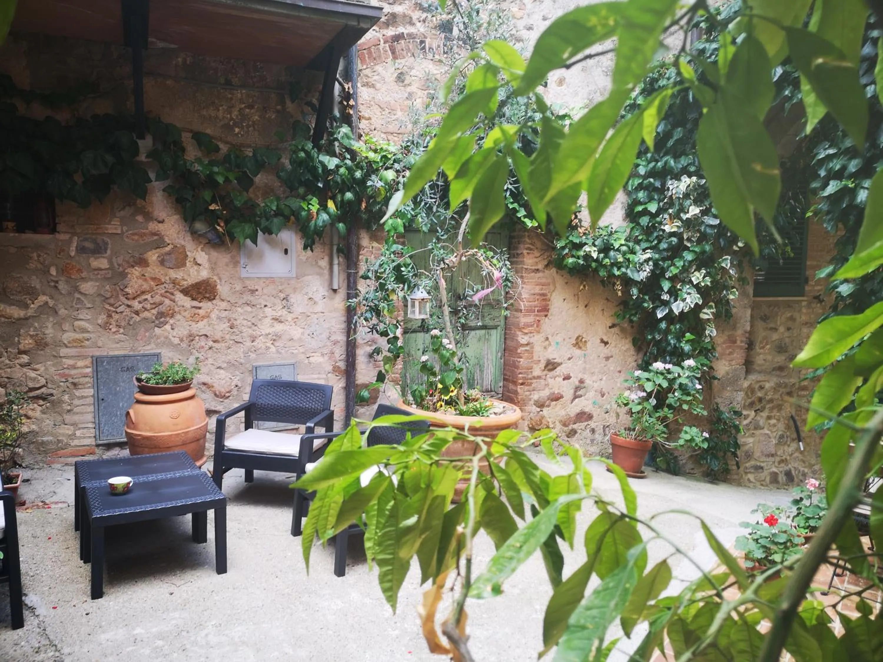 Inner courtyard view in Antico Borgo di Torri