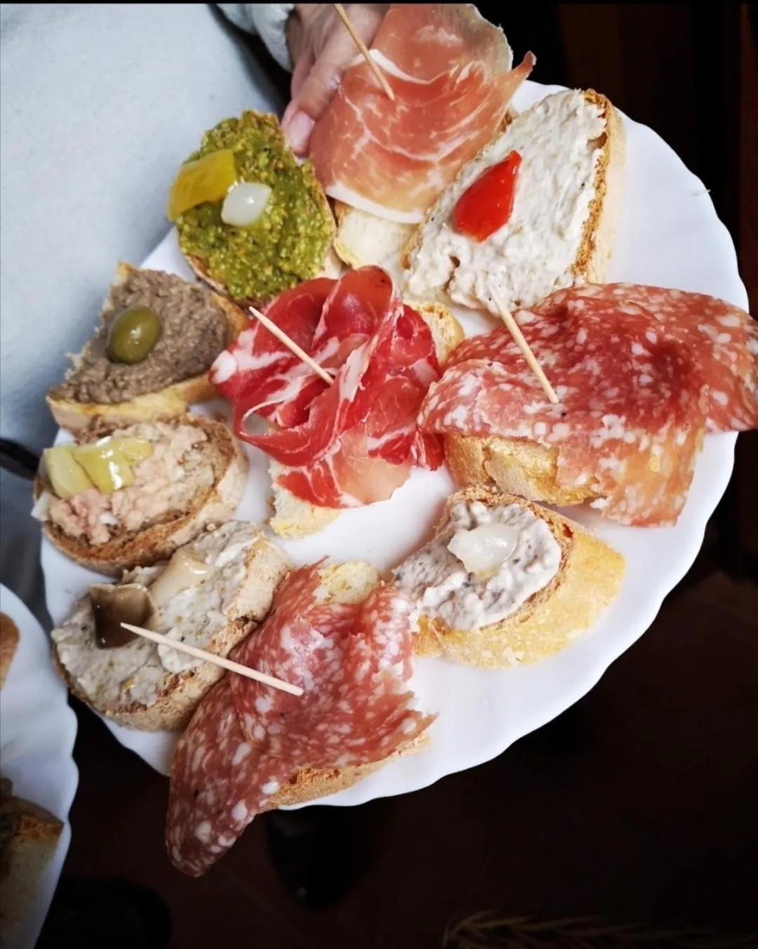 Food and drinks in Antico Borgo di Torri