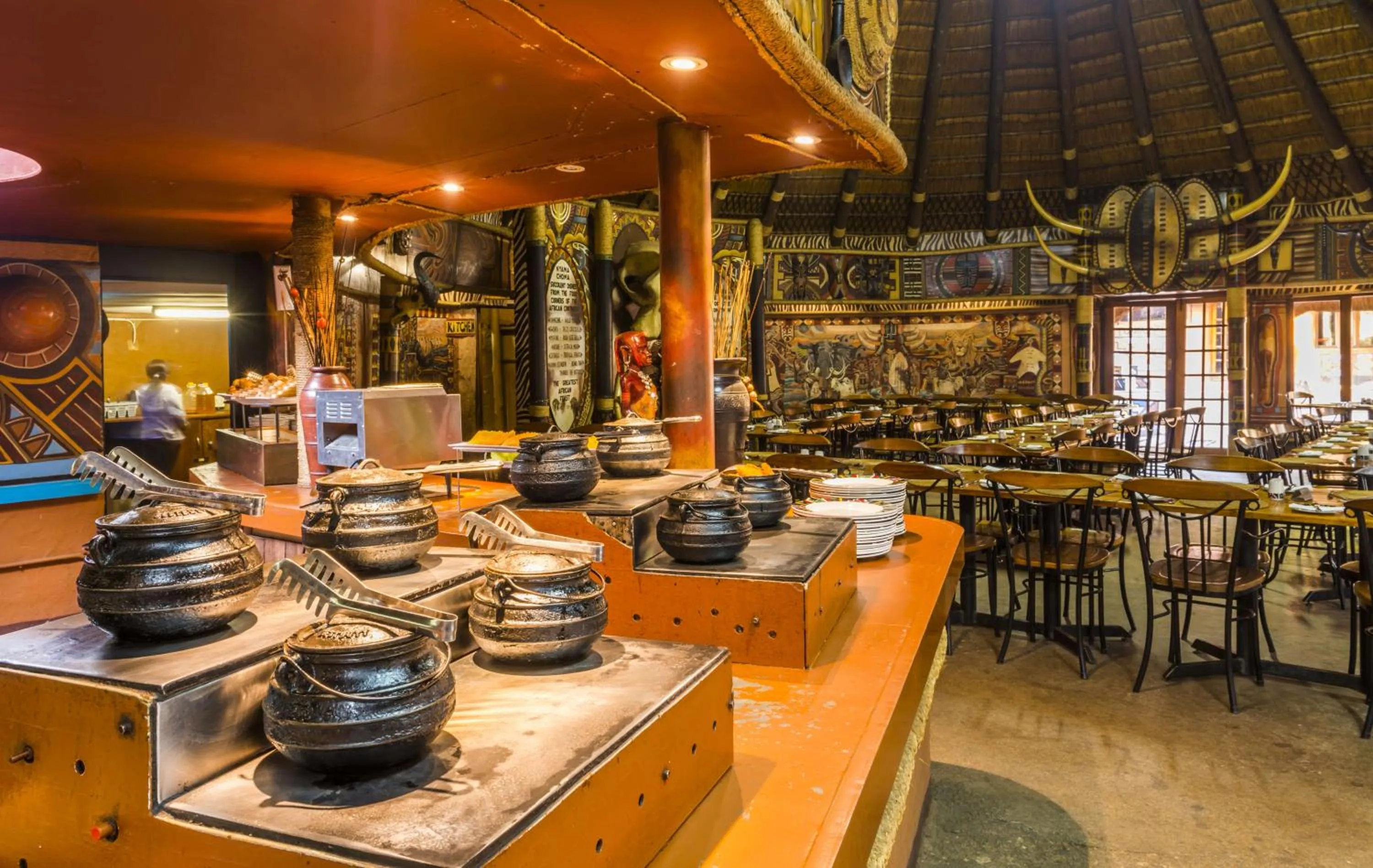 Restaurant/places to eat in aha Lesedi African Lodge & Cultural Village