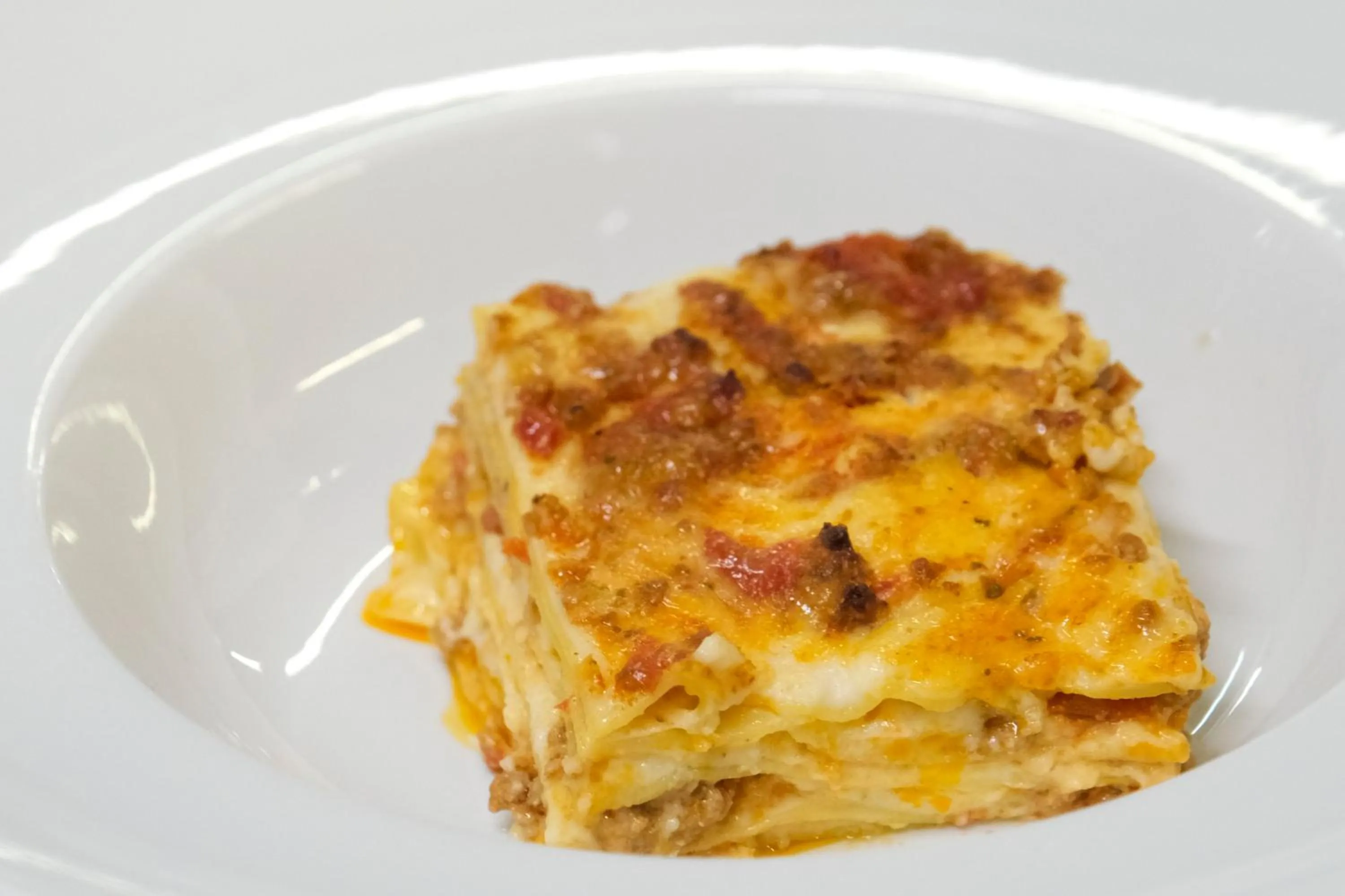 Restaurant/places to eat in Hotel Eden