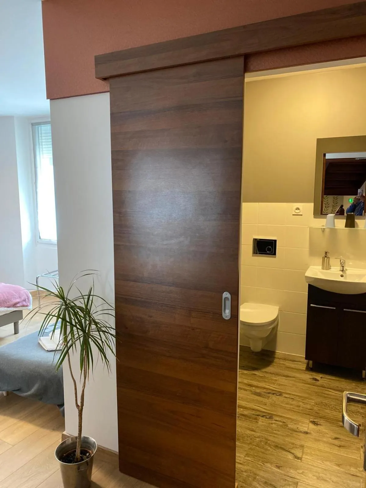 Bed in Hôtel Le Saint Amand