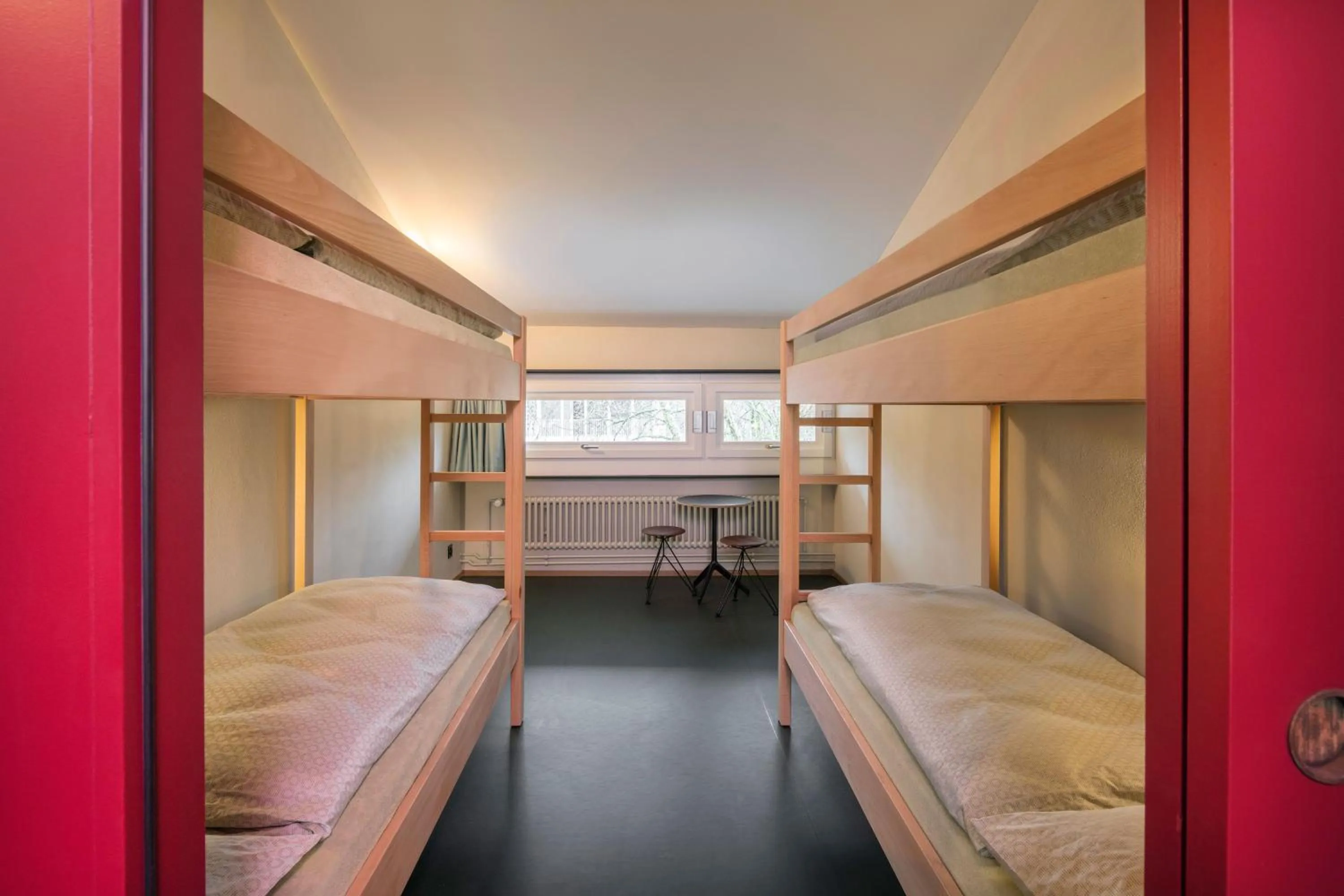 Photo of the whole room, Bed in Bern Youth Hostel
