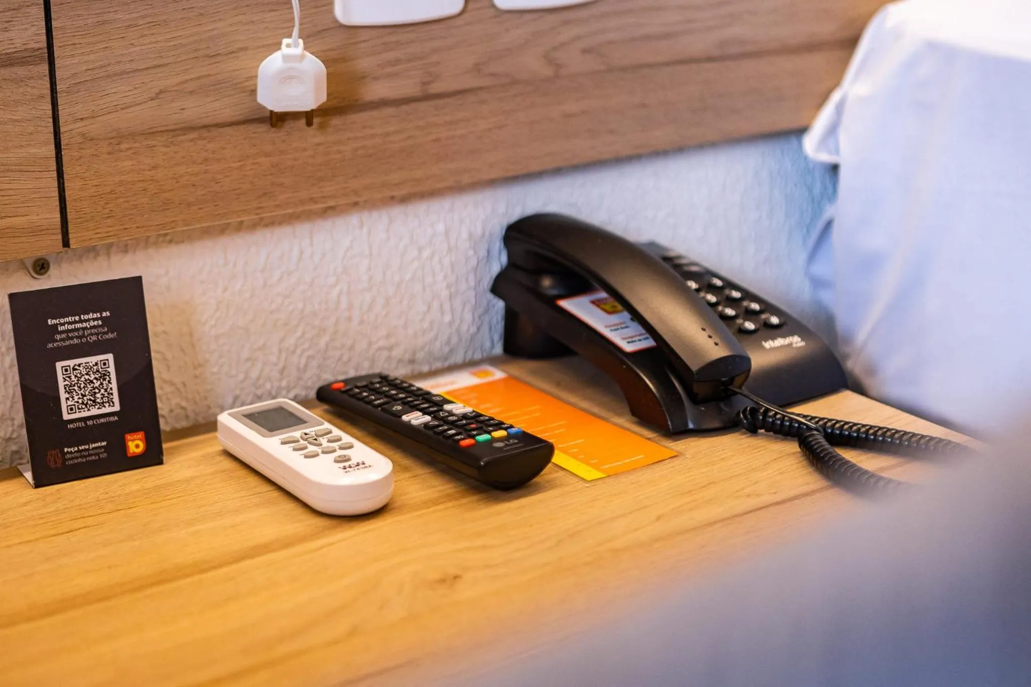 Photo of the whole room in Hotel 10 Curitiba