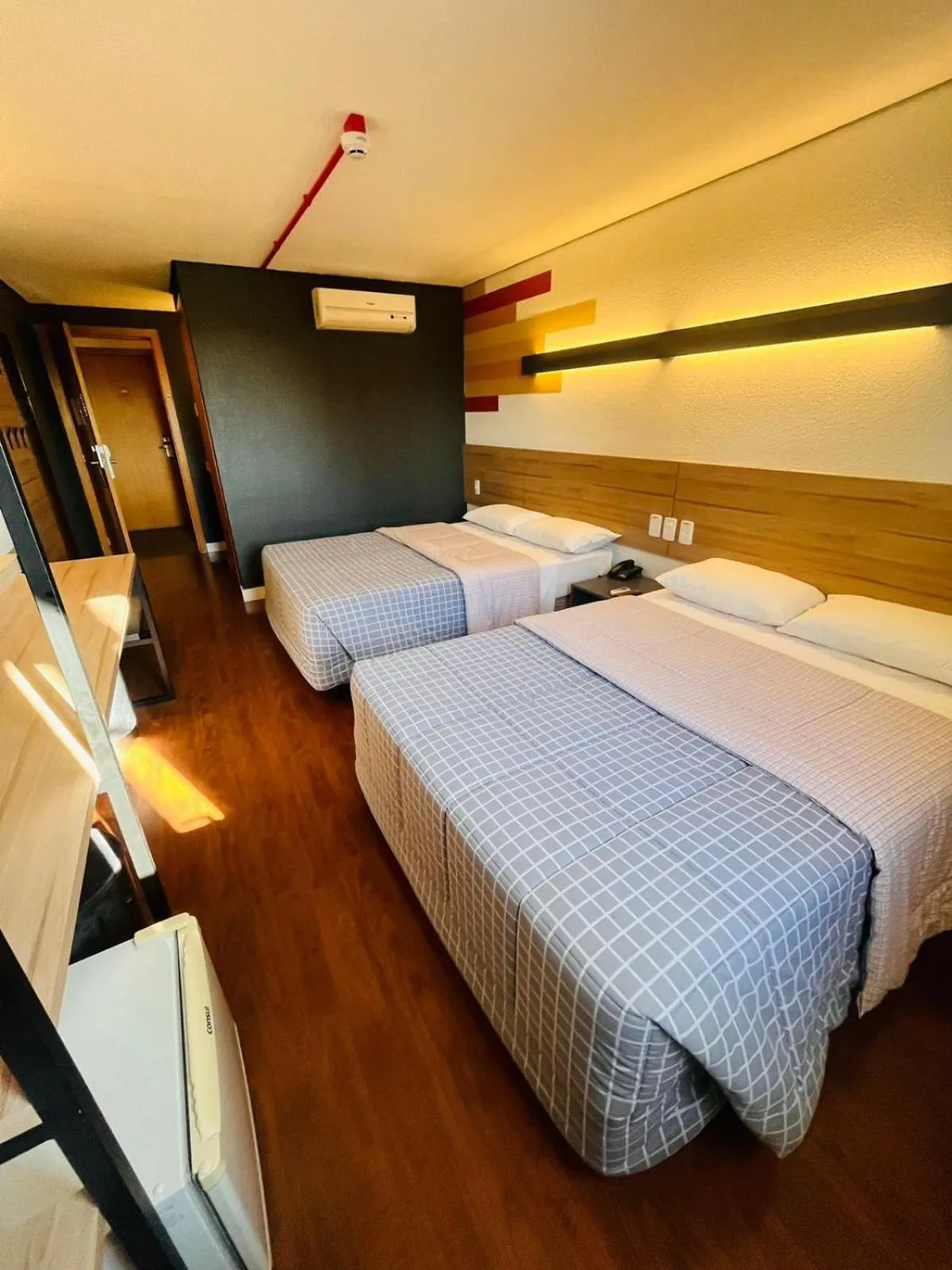 Property building, Bed in Hotel 10 Curitiba