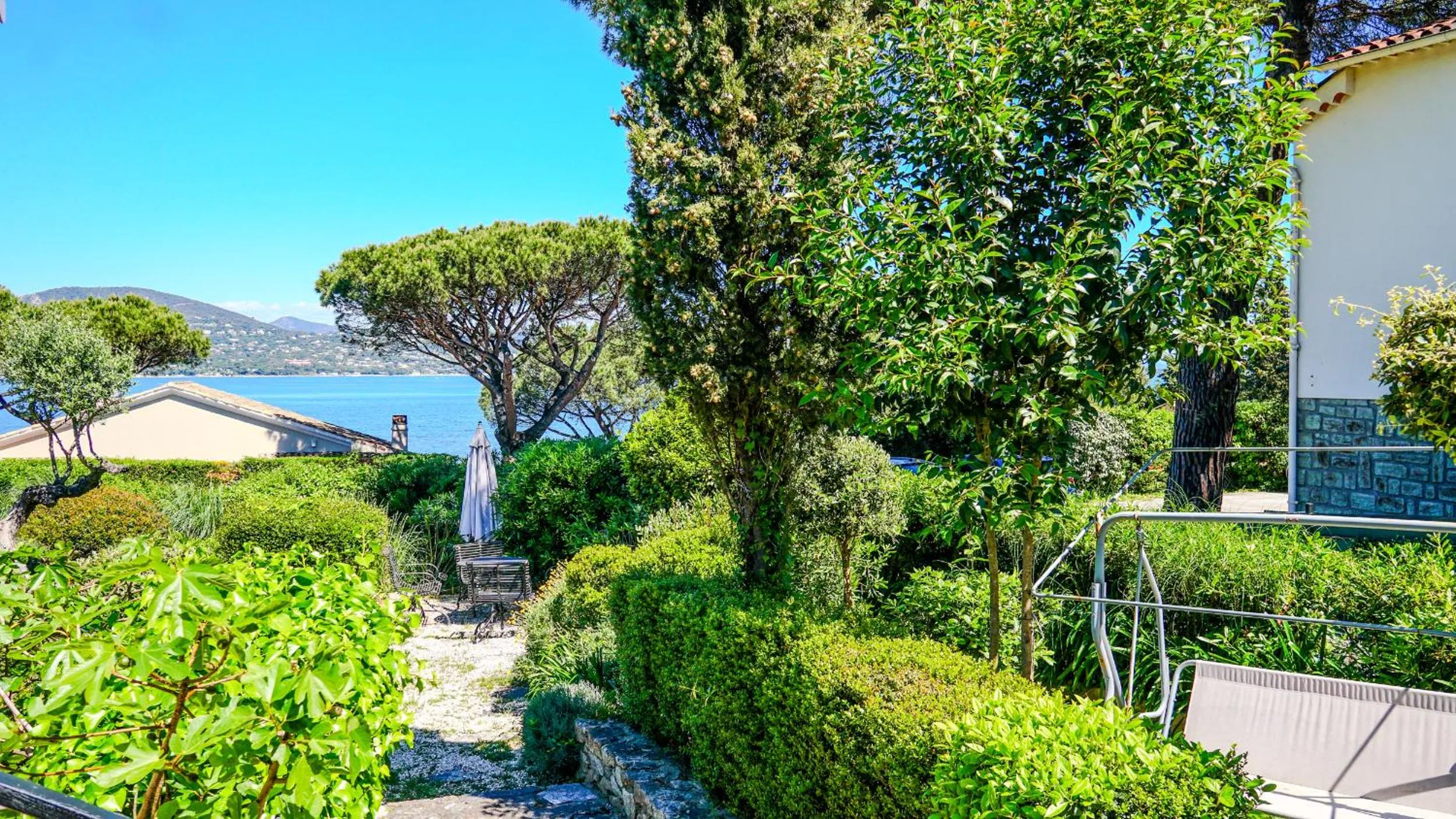 Garden in Hôtel Villa Maya - Golfe de Saint-Tropez