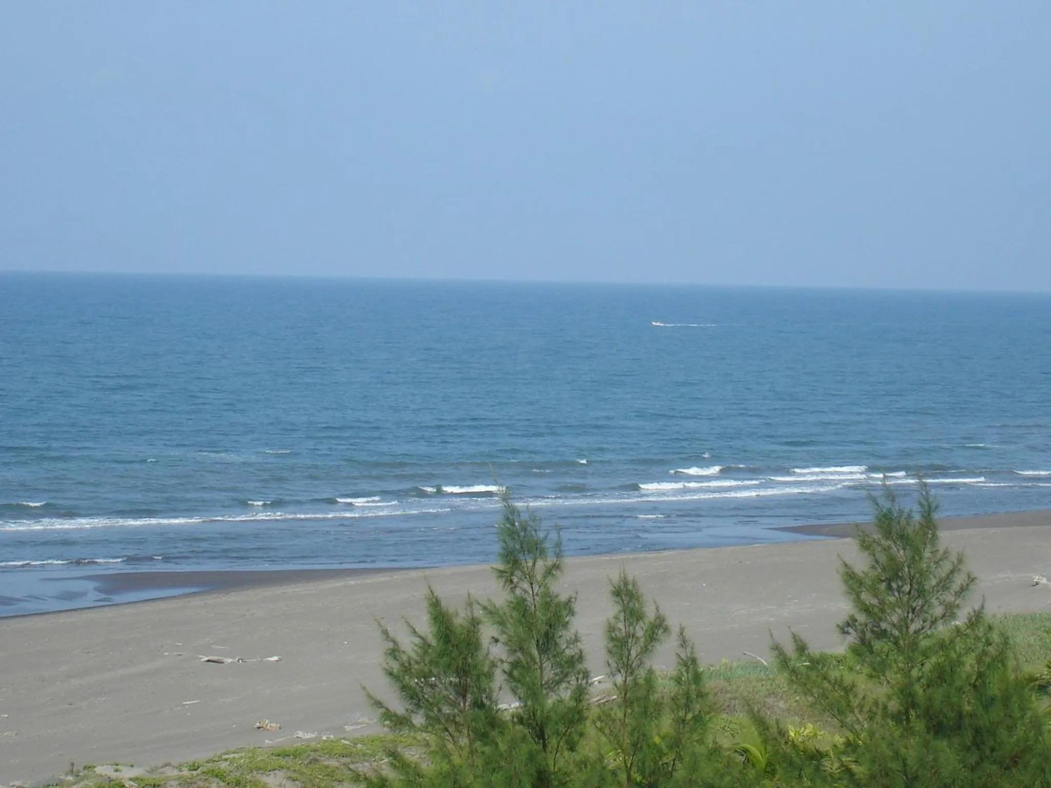 Beach in Hotel Istirinchá
