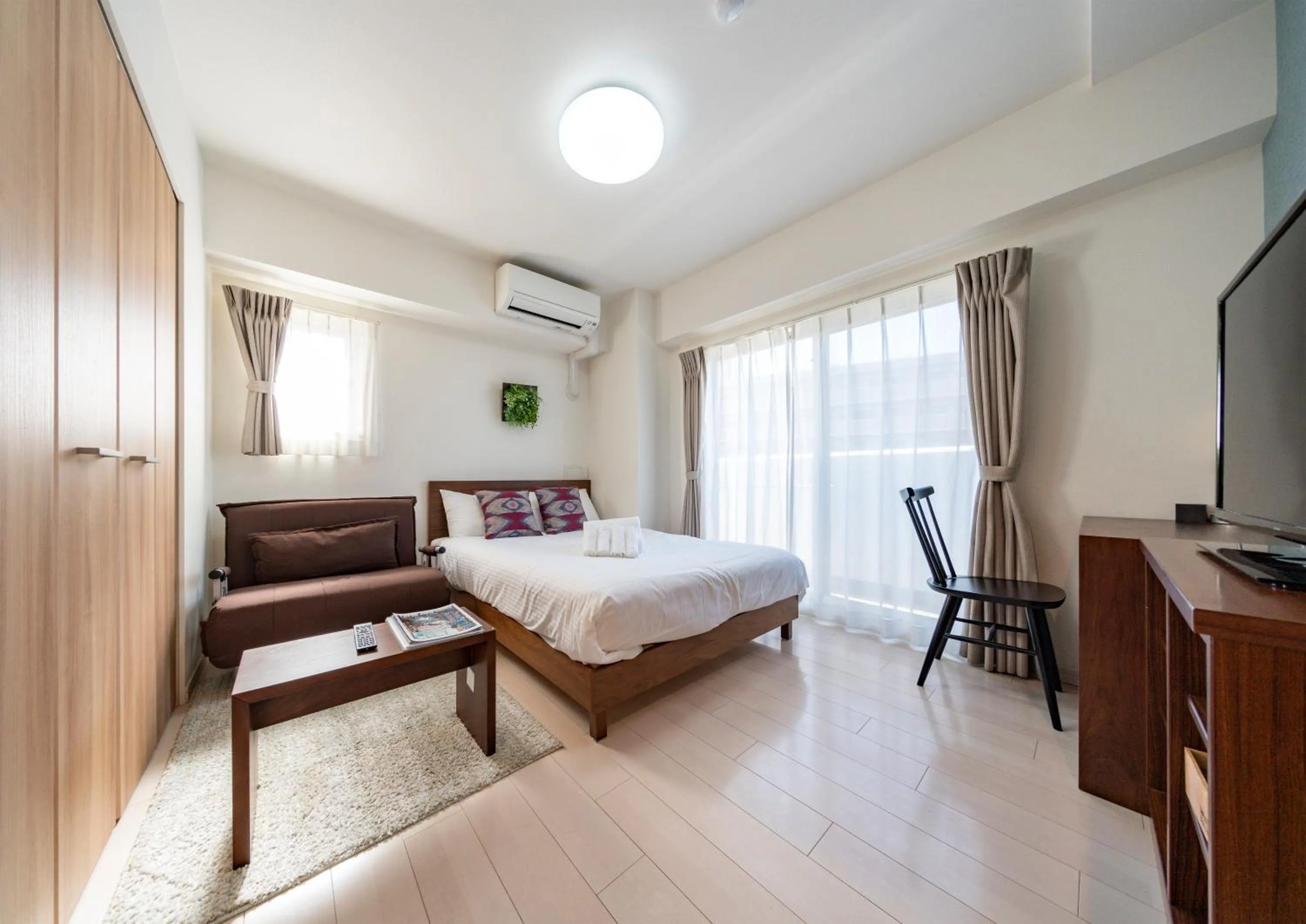 Bed in Meet Me Umeda Nishi