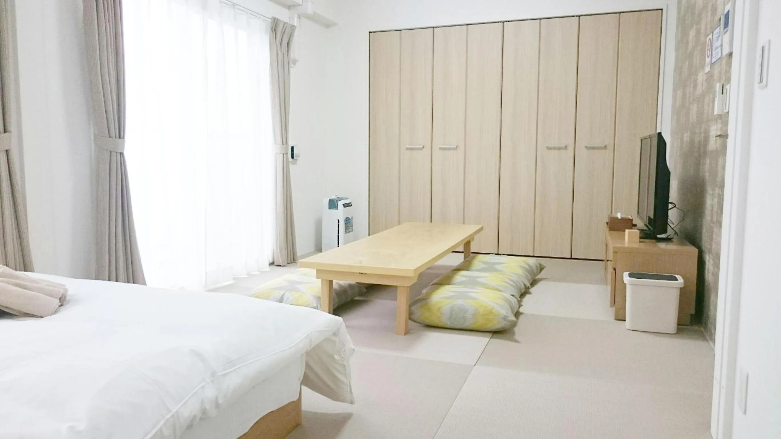 Bed in Meet Me Umeda Nishi