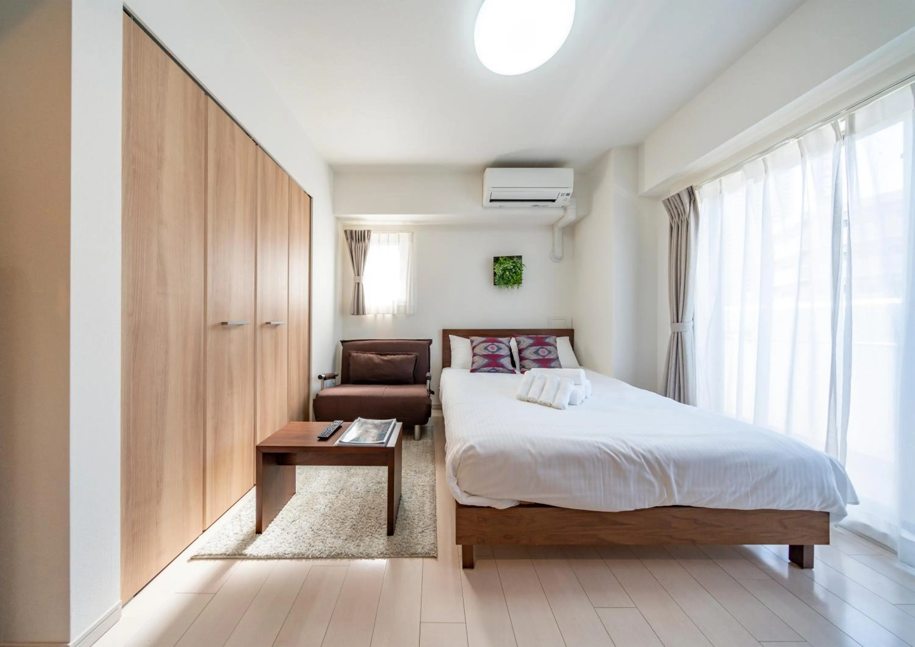 Bed in Meet Me Umeda Nishi