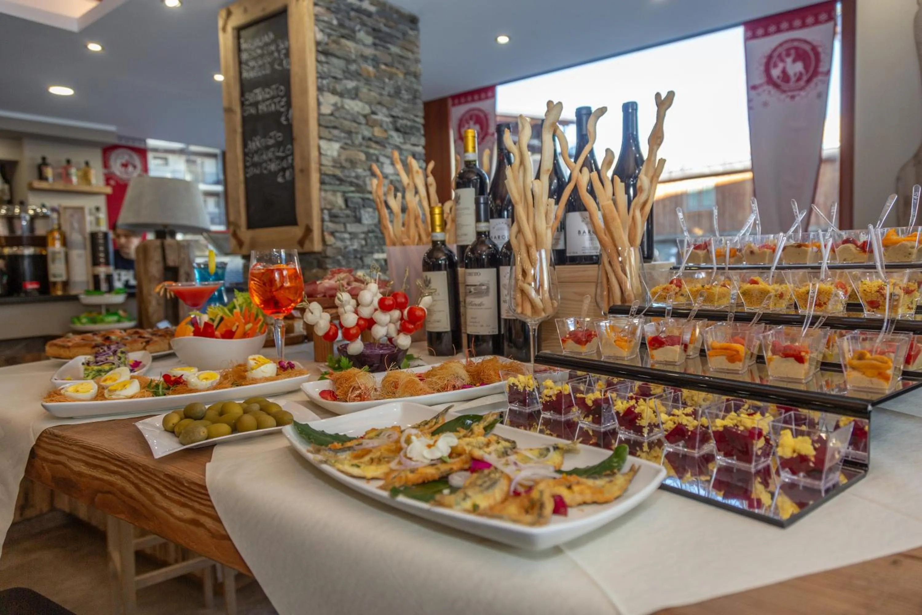 Food and drinks in Hotel K2