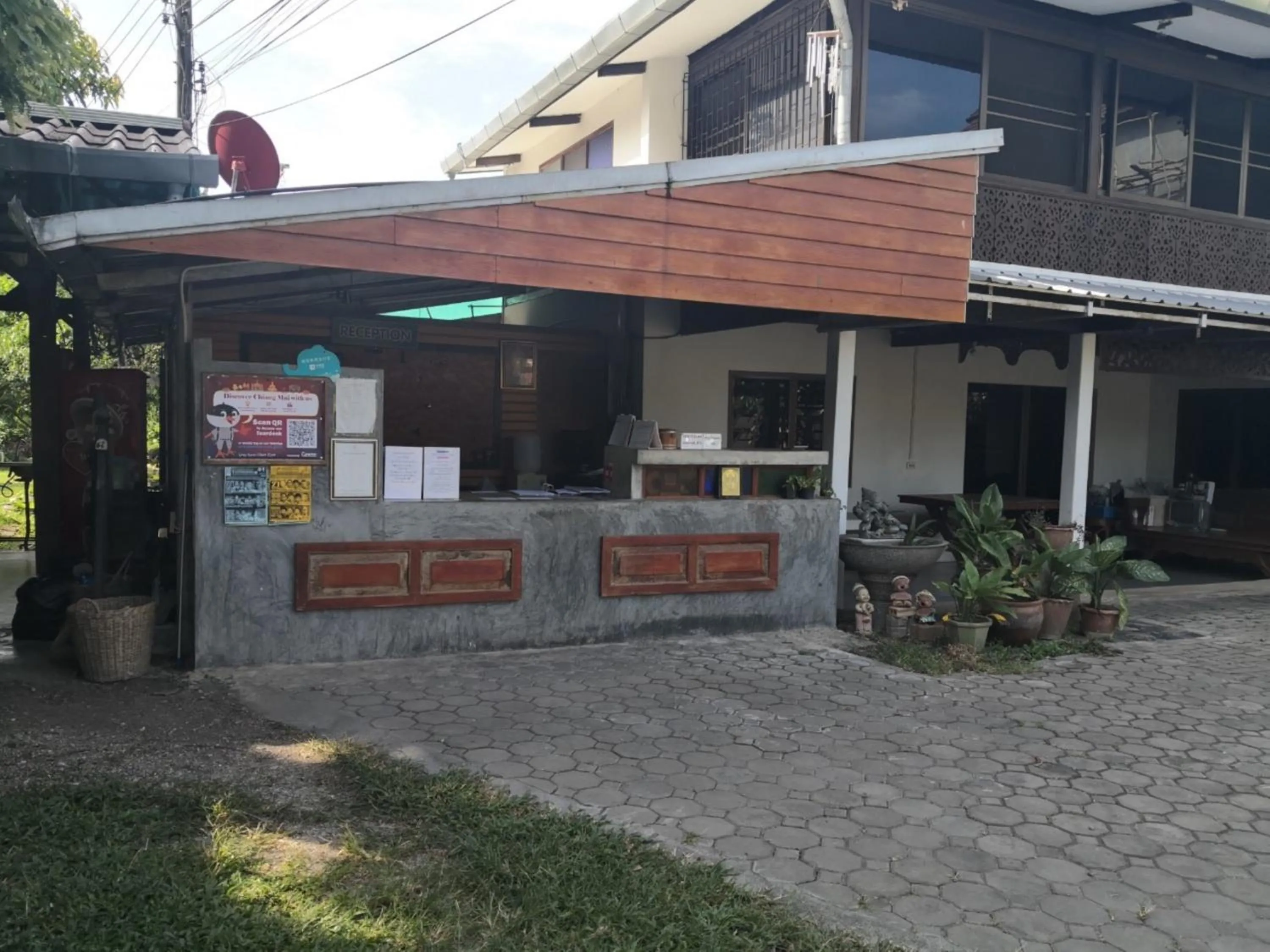 GongKaew HuenKum Hotel