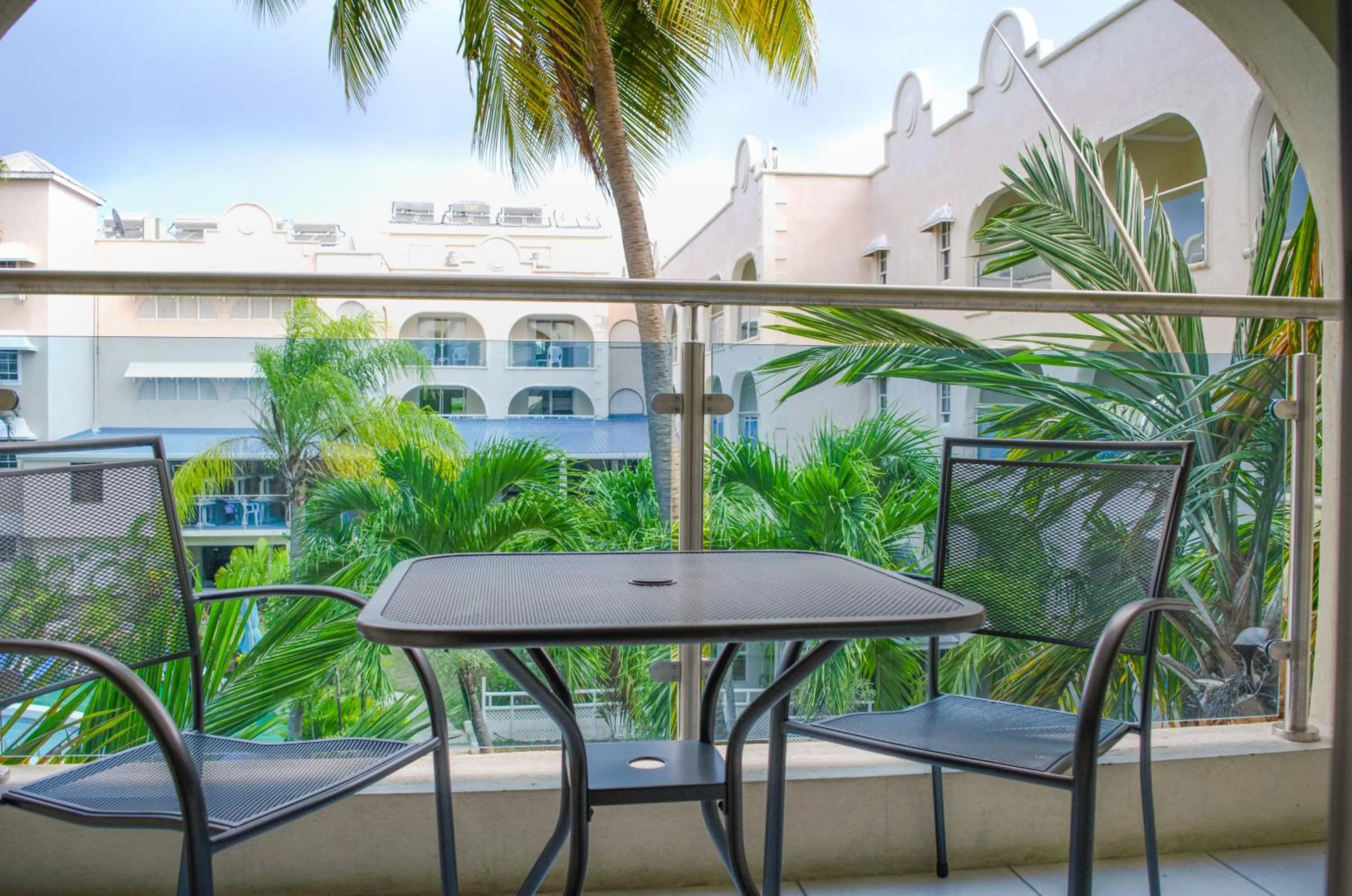 Patio in Sunbay Hotel