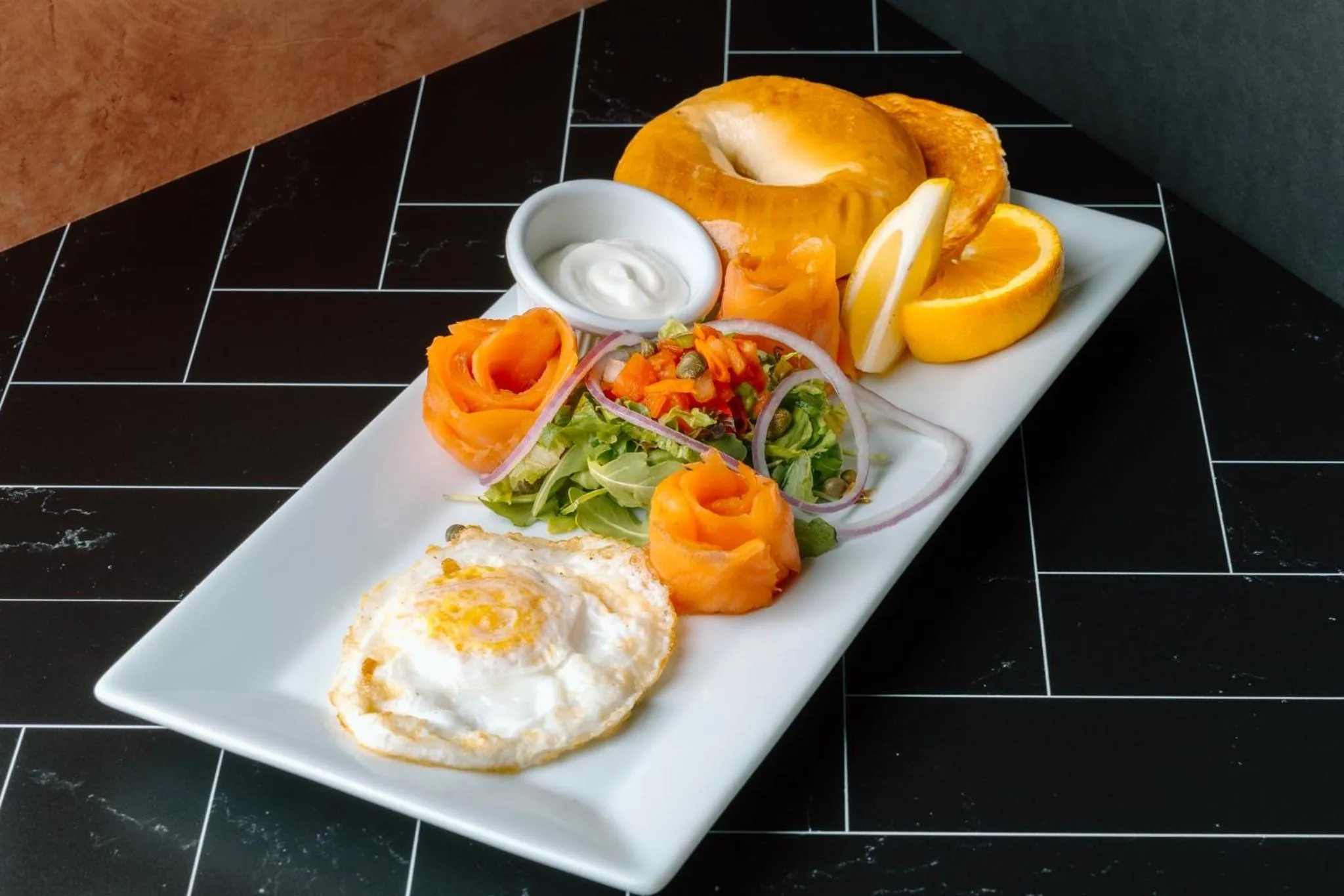 Restaurant/places to eat in Holiday Inn Resort Grand Cayman by IHG