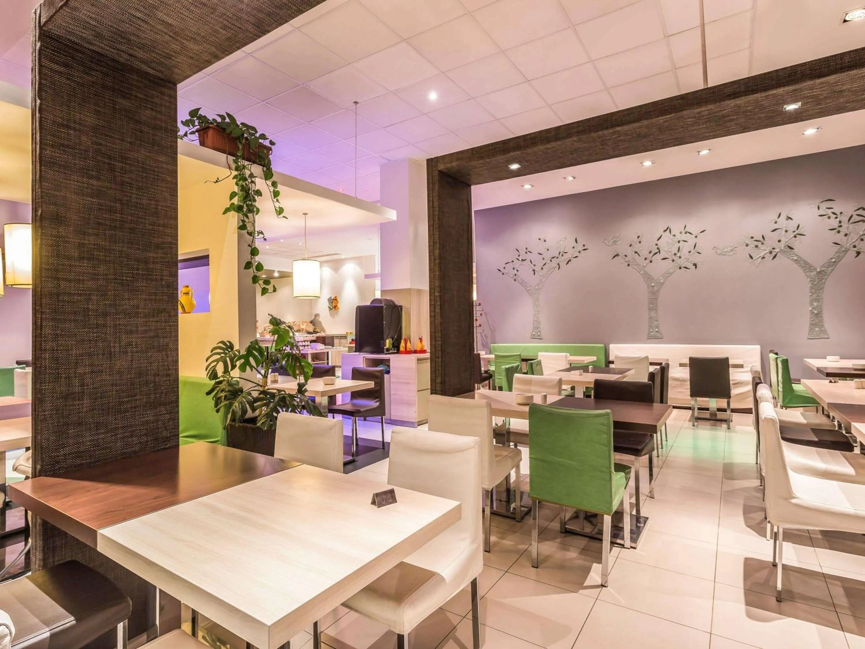 Property building in ibis Oran les Falaises