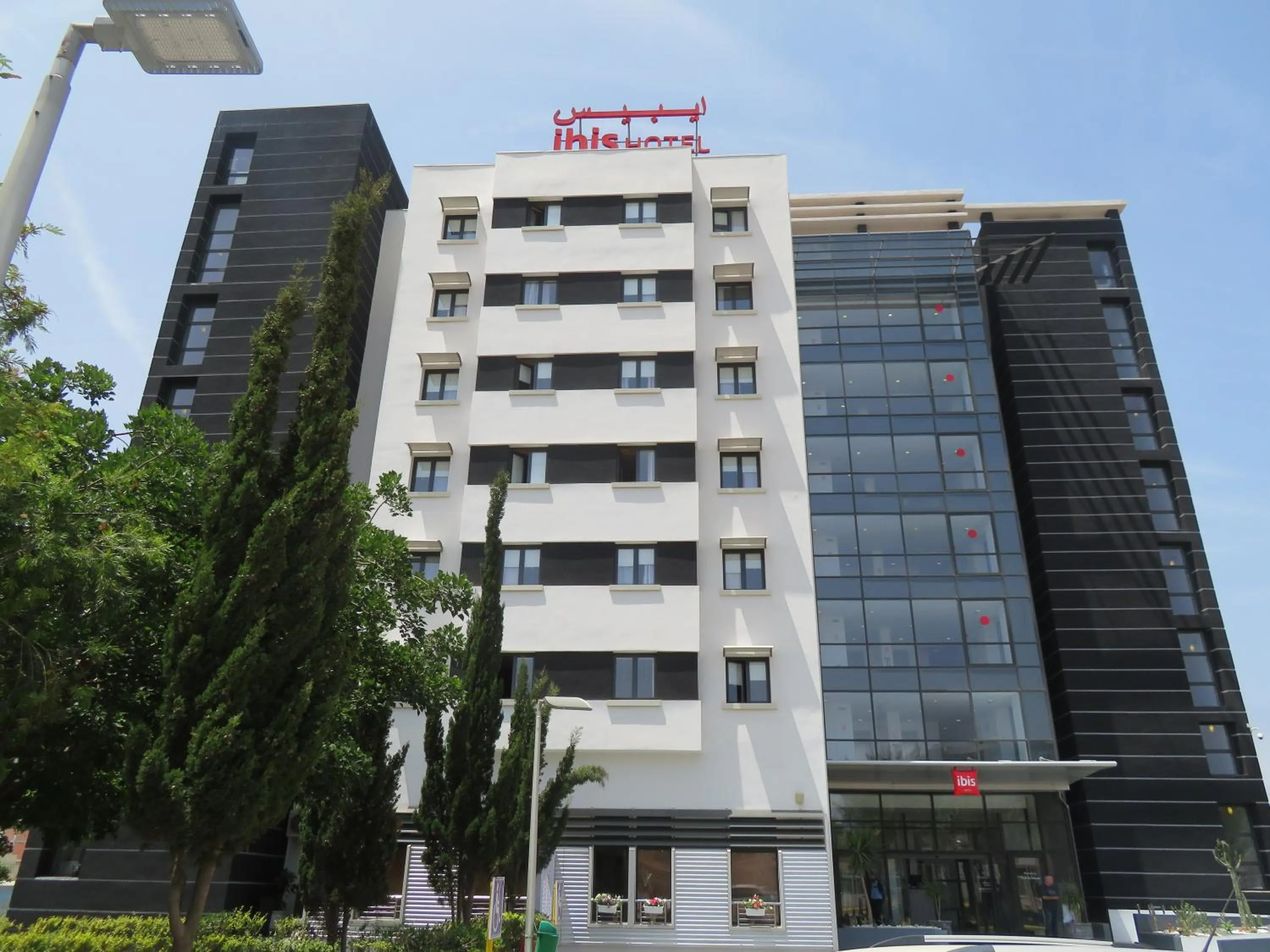 Property building in ibis Oran les Falaises