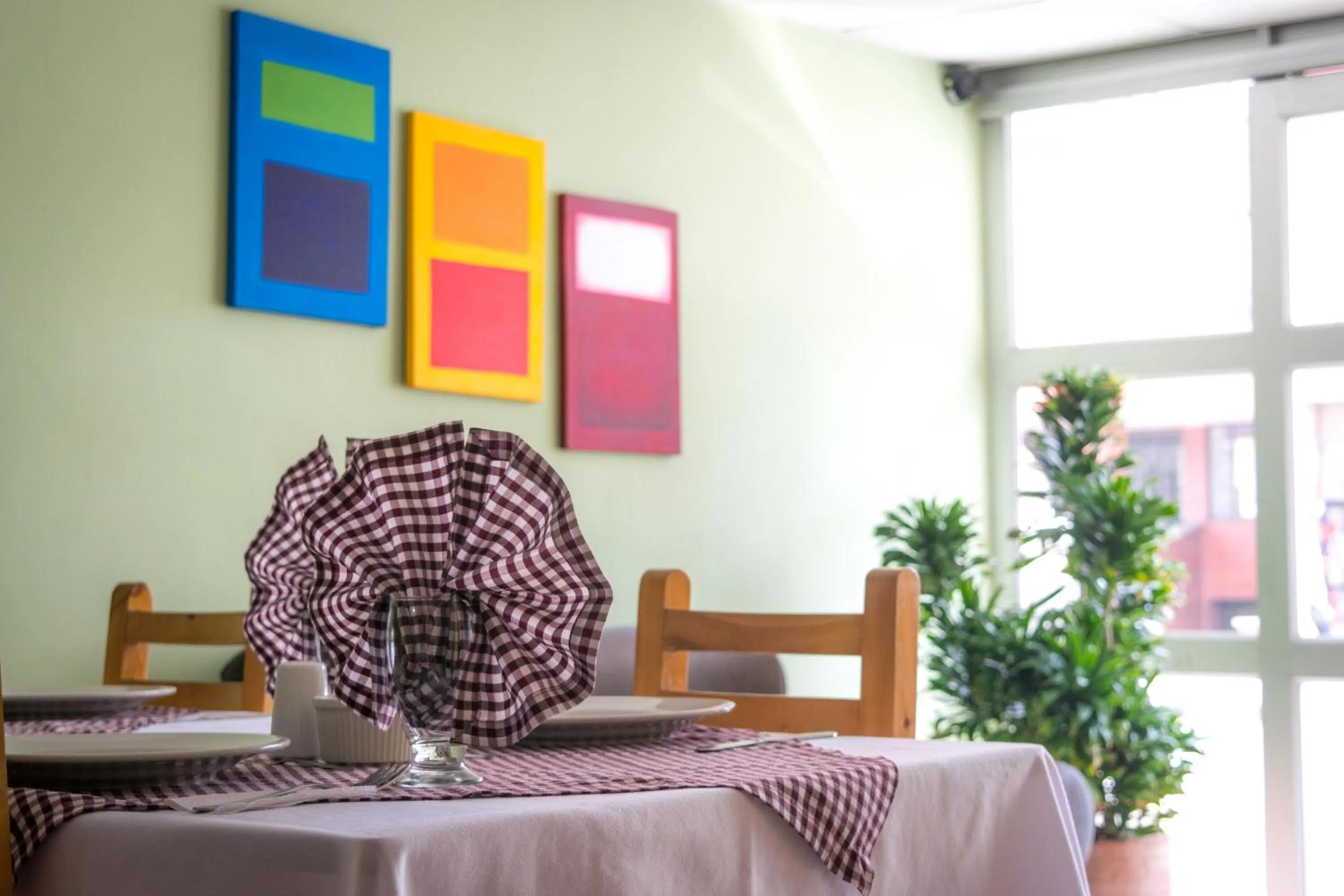 Hotel Portal de Milán