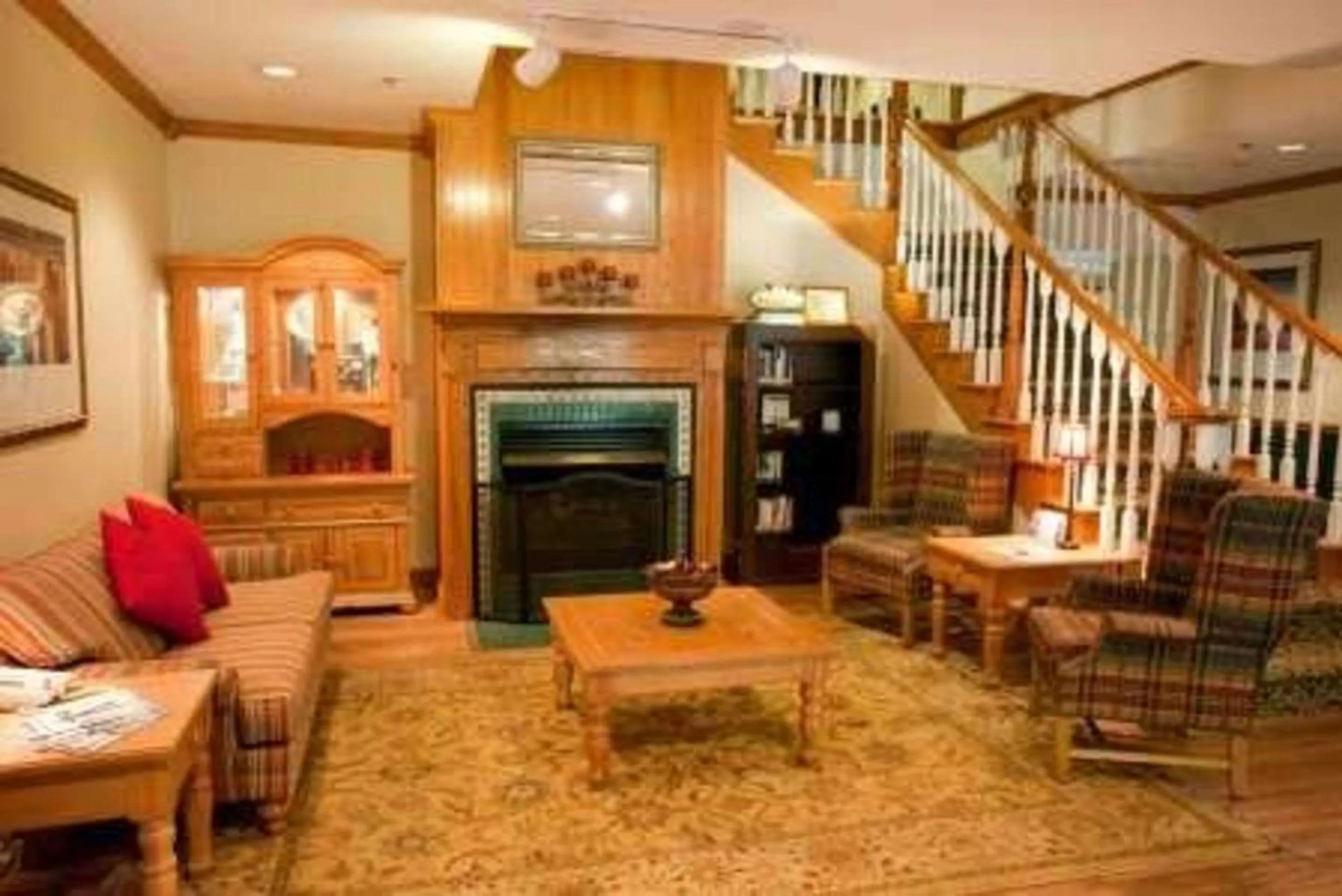 Lobby or reception in Country Inn & Suites by Radisson, Dalton, GA