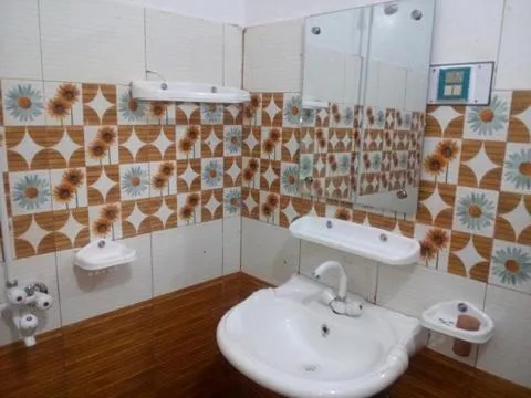 Bathroom in Hotel Mehran Multan