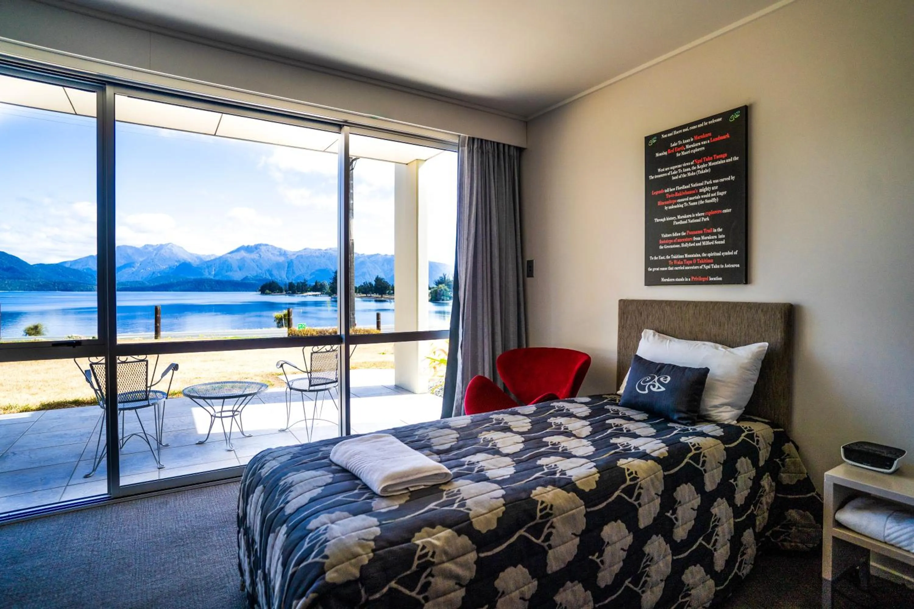 Bed in Te Anau Lakeview Holiday Park & Motels