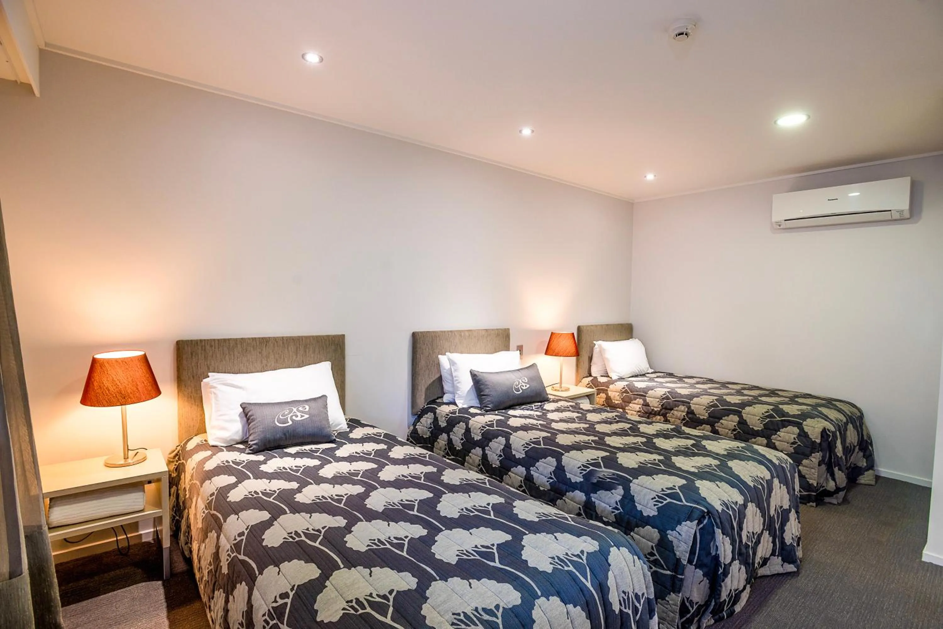 Bed in Te Anau Lakeview Holiday Park & Motels