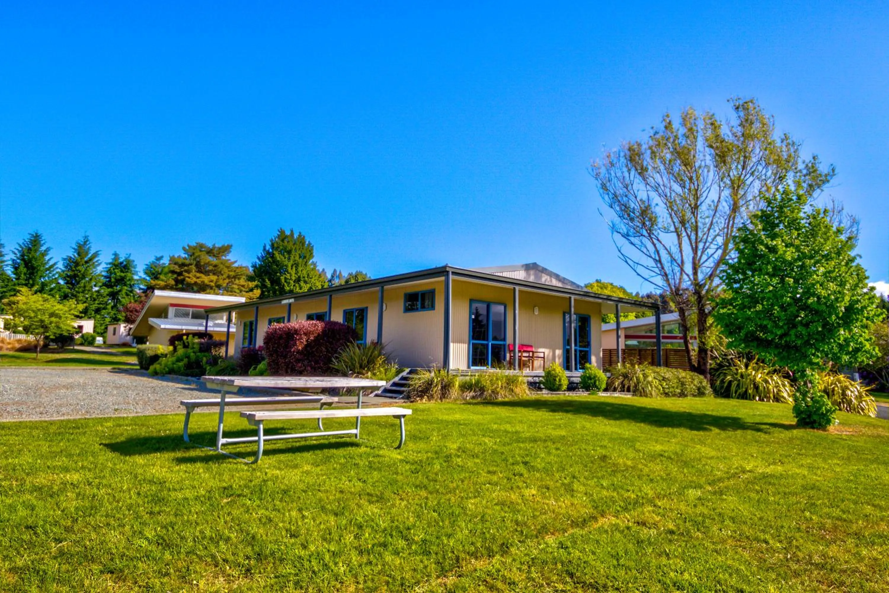 Property building in Te Anau Lakeview Holiday Park & Motels