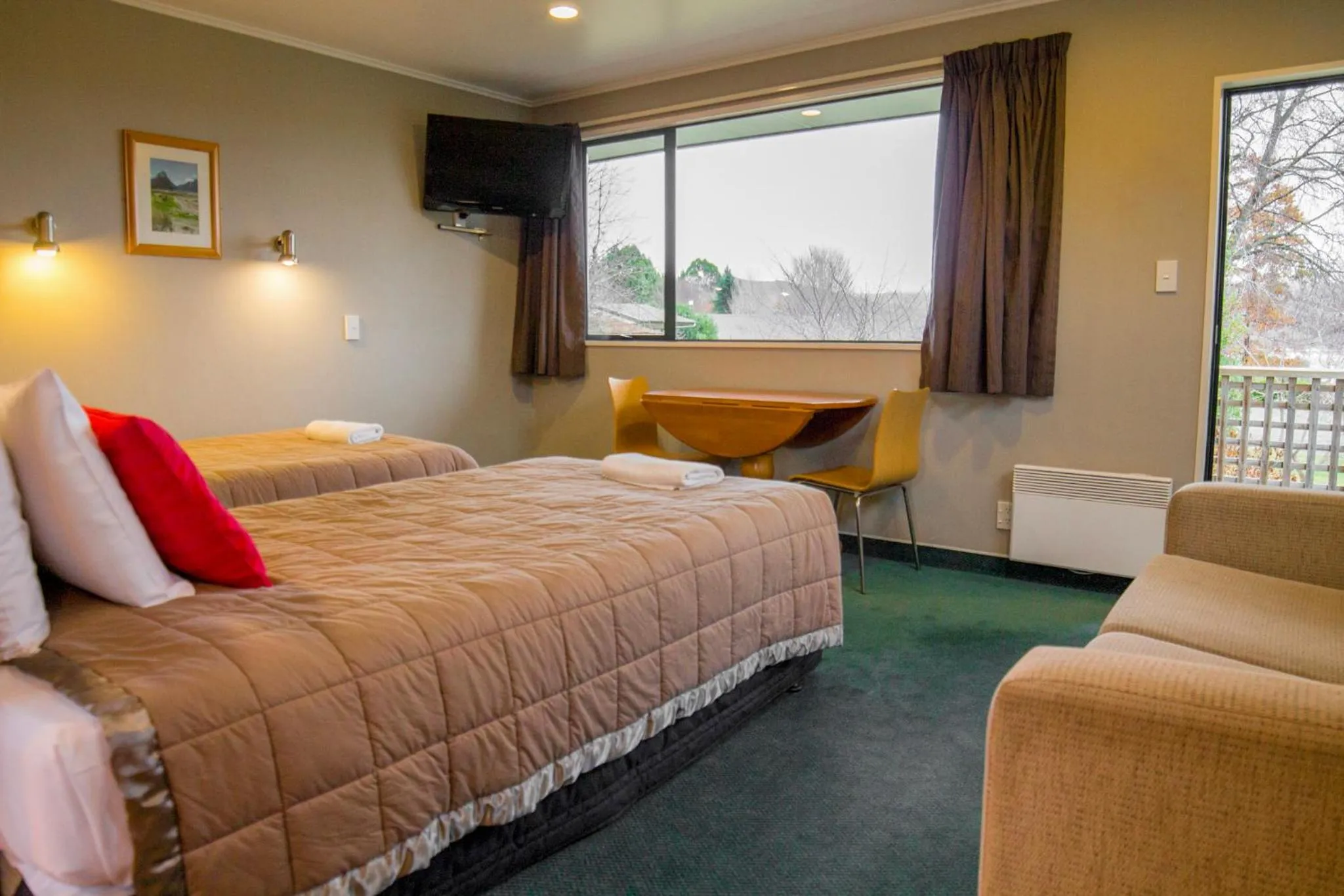 Bed in Te Anau Lakeview Holiday Park & Motels