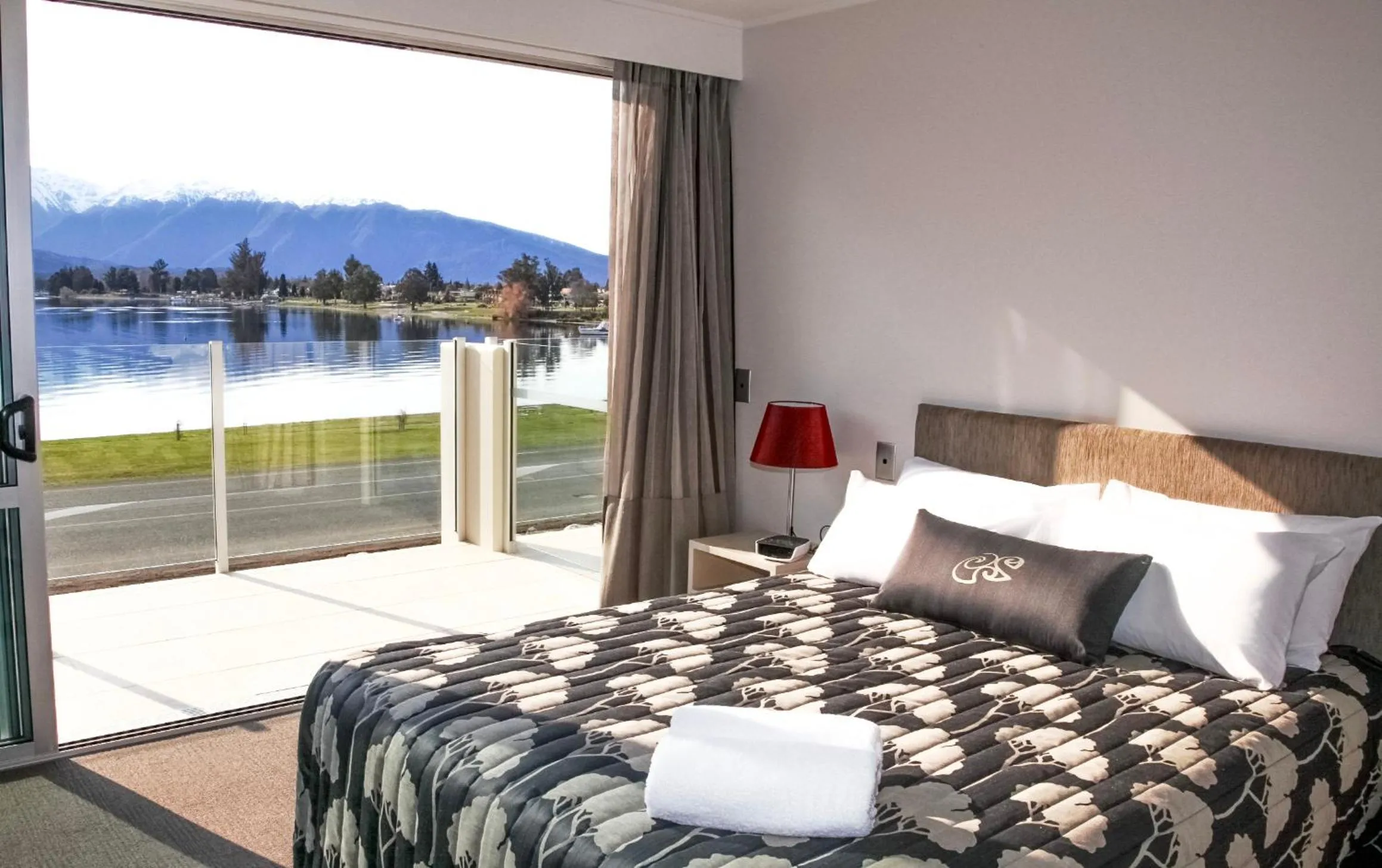 Bed in Te Anau Lakeview Holiday Park & Motels