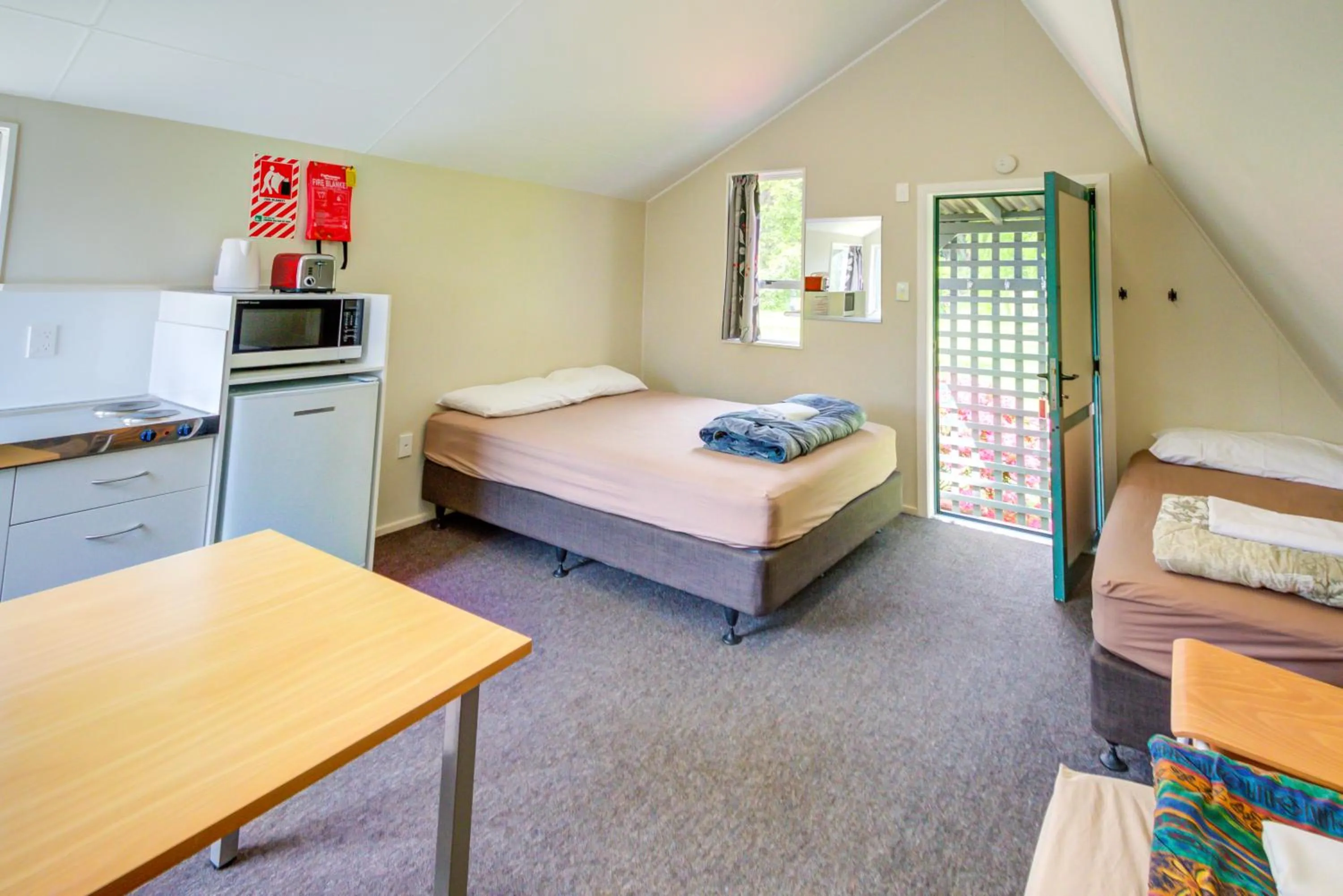 Bed in Te Anau Lakeview Holiday Park & Motels