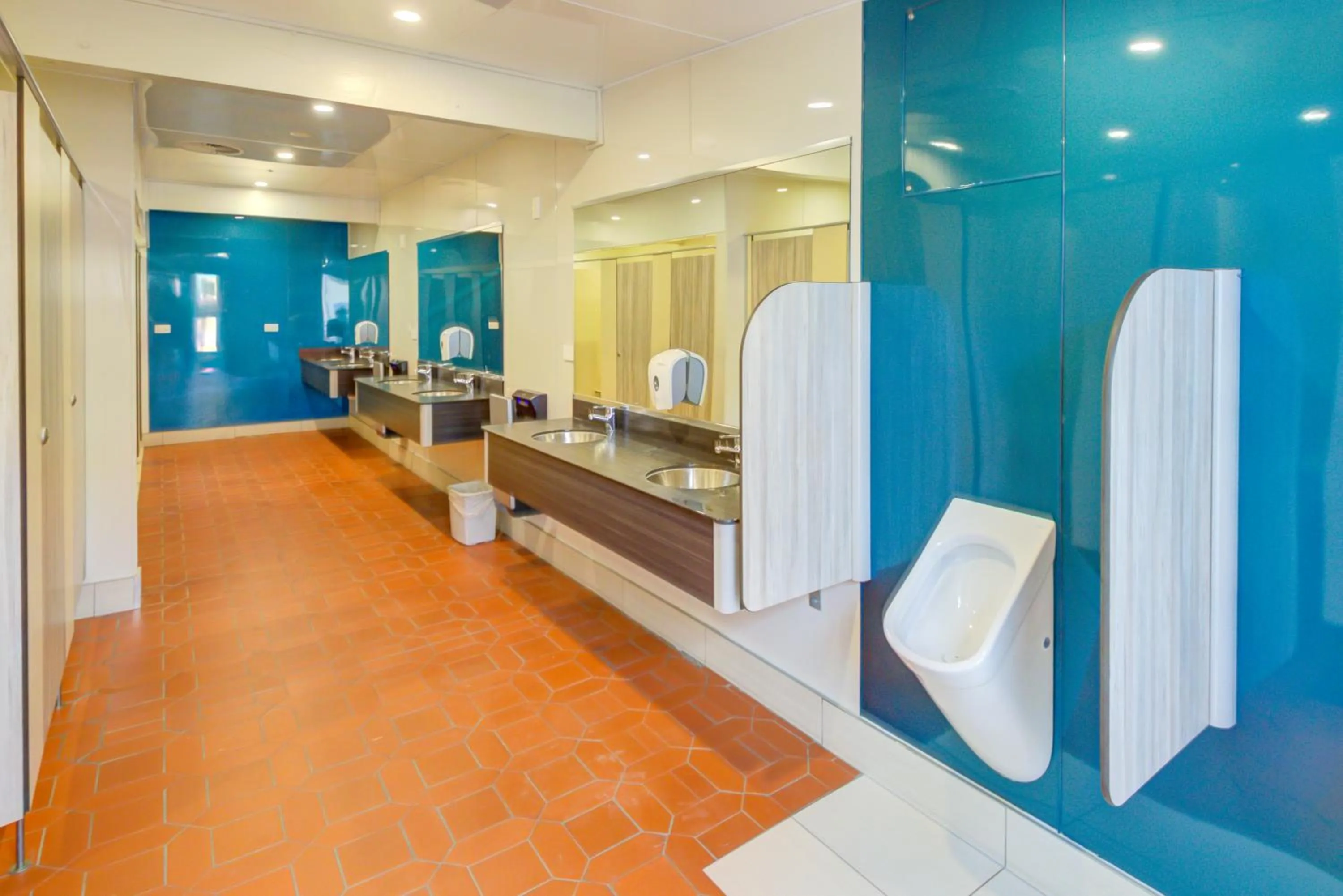 Shower in Te Anau Lakeview Holiday Park & Motels