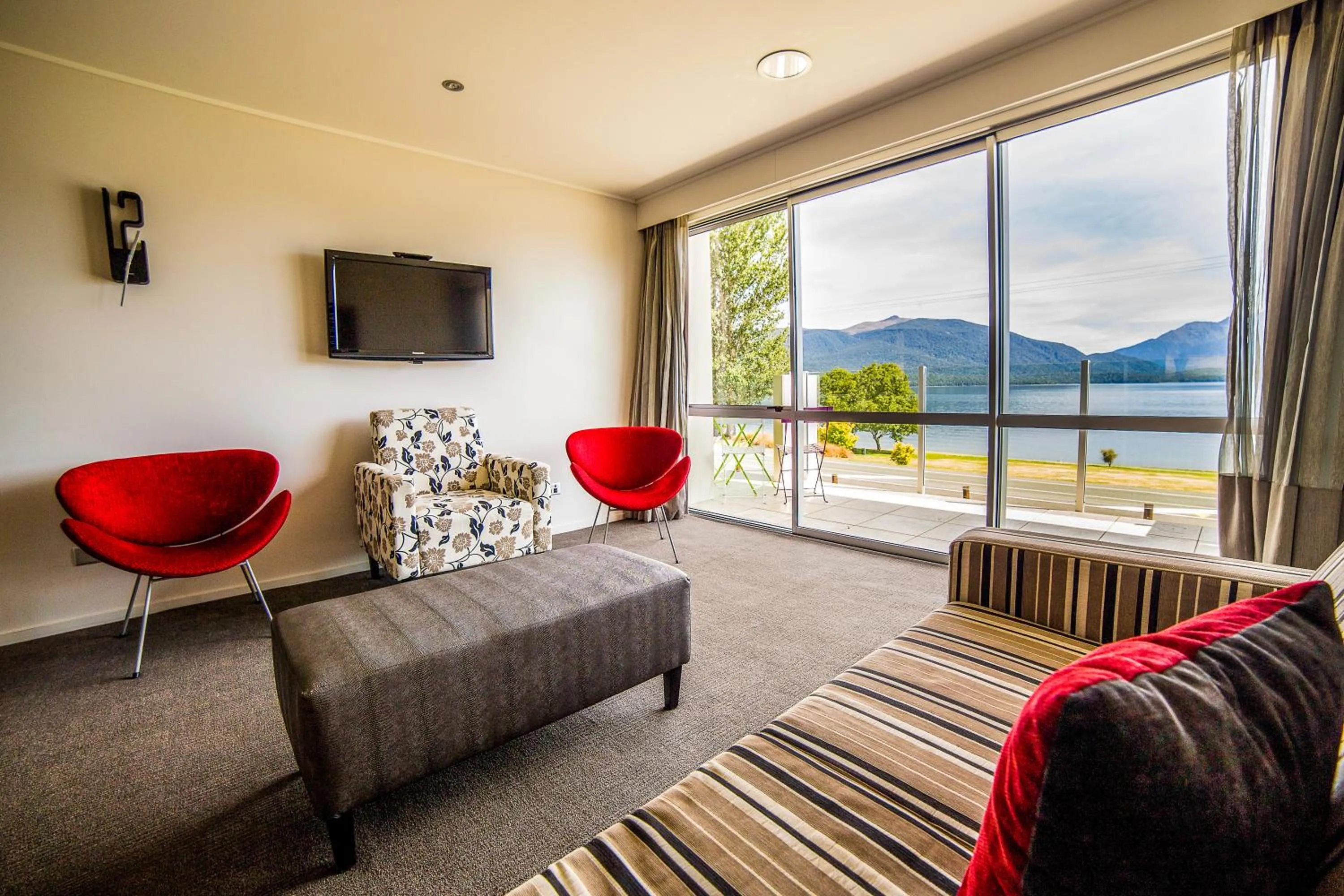 Natural landscape in Te Anau Lakeview Holiday Park & Motels
