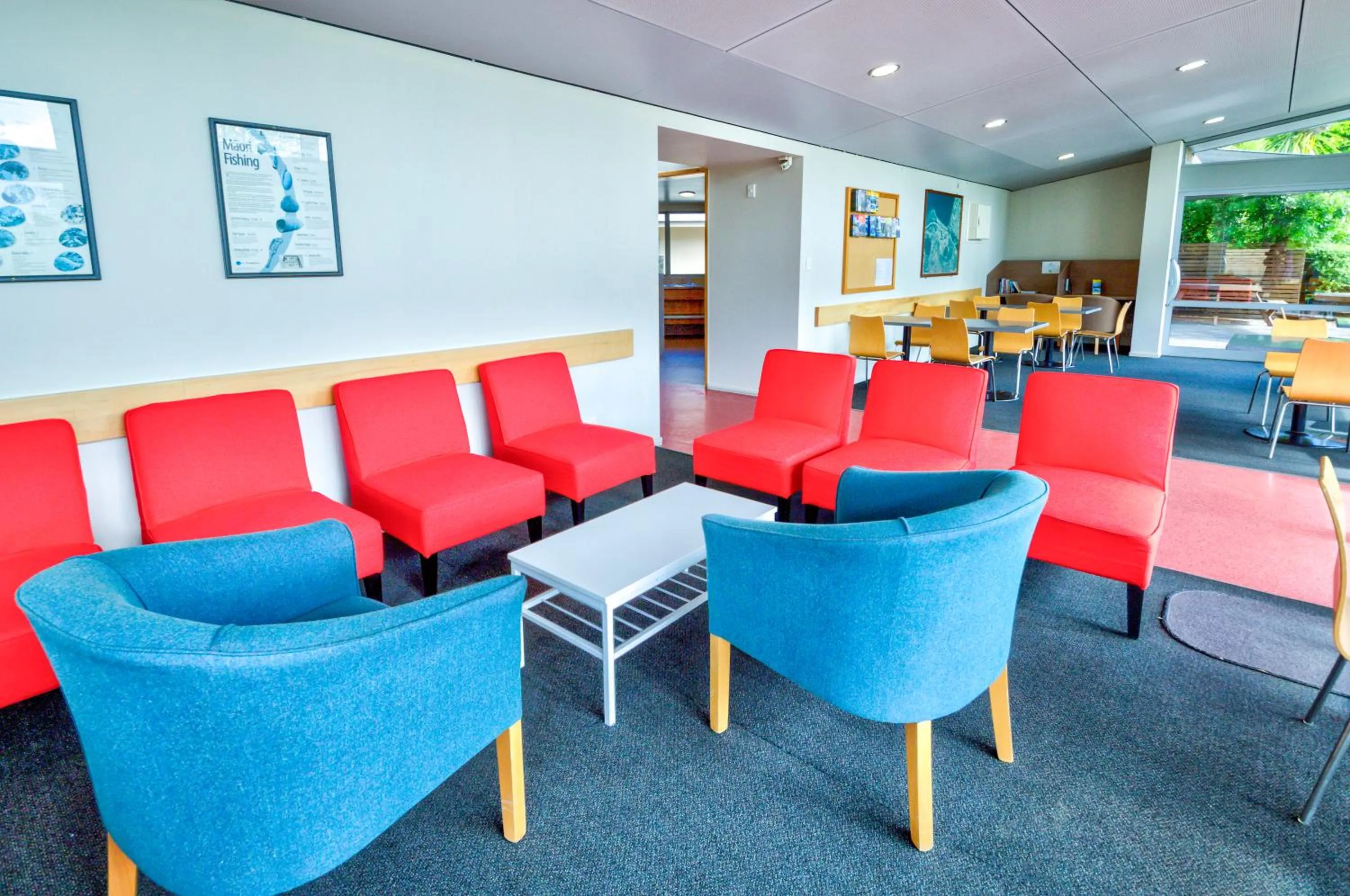 Seating area in Te Anau Lakeview Holiday Park & Motels