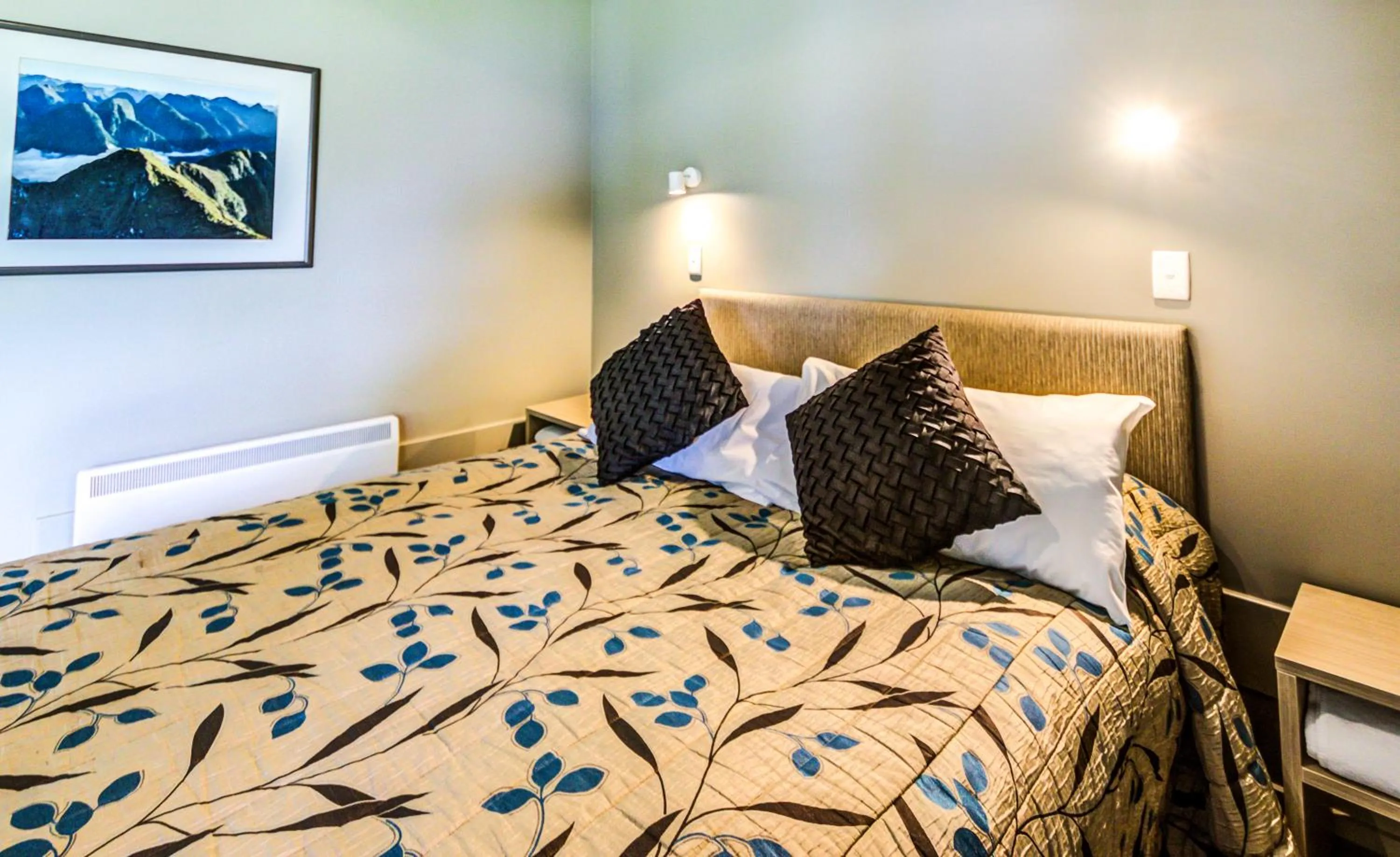 Bed in Te Anau Lakeview Holiday Park & Motels