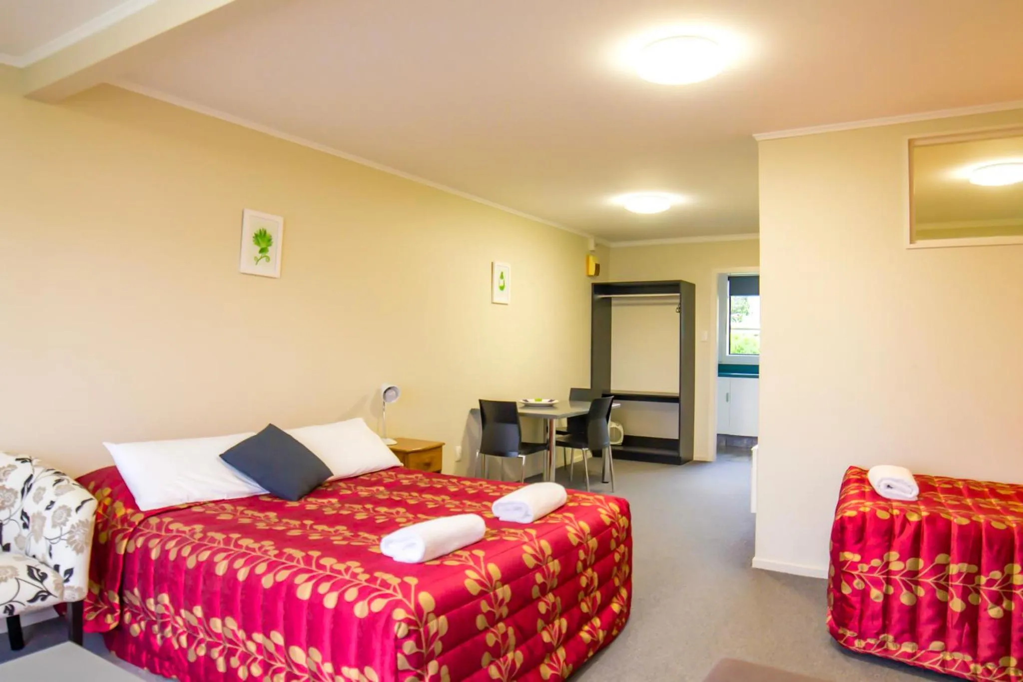 Bed in Te Anau Lakeview Holiday Park & Motels
