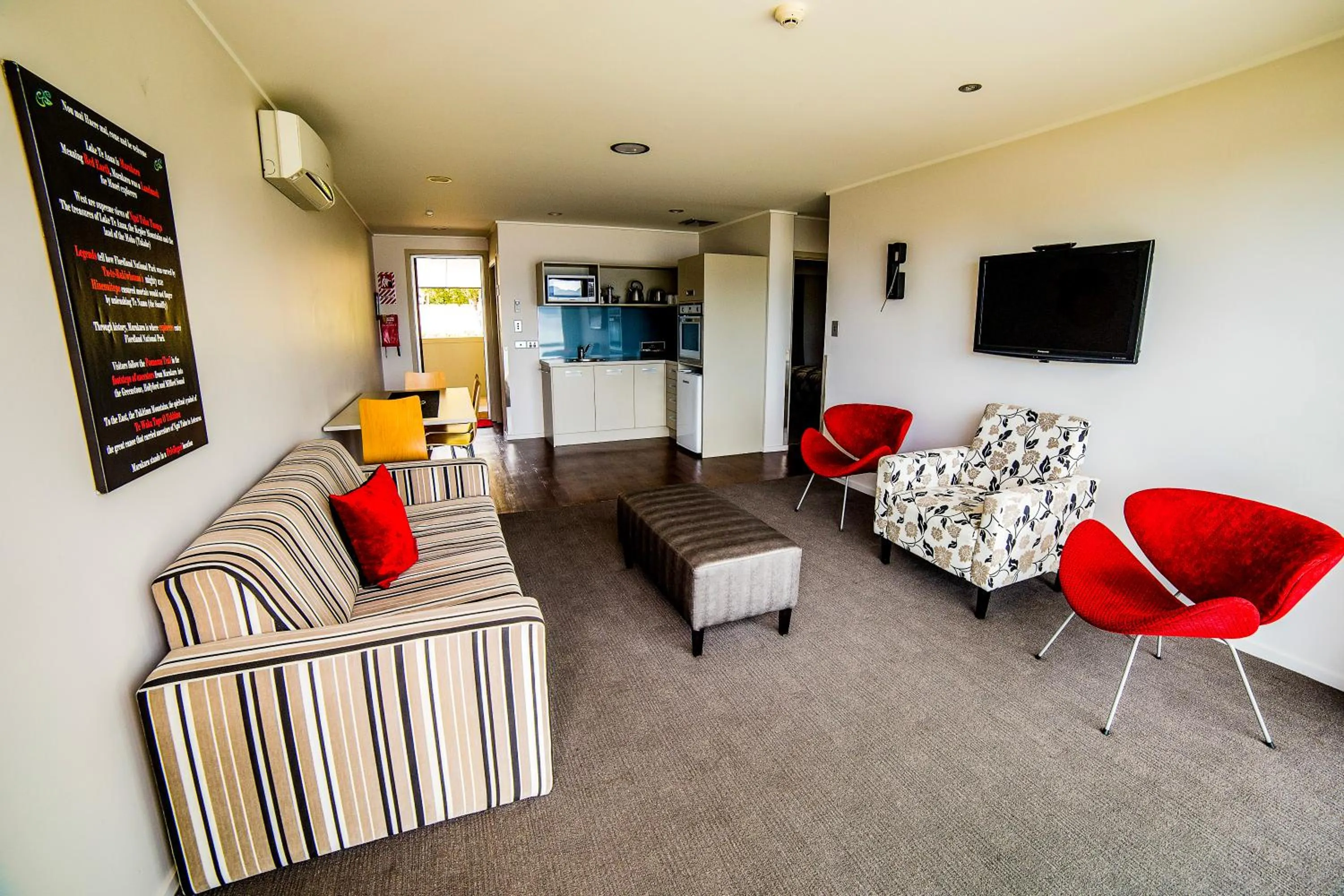 TV and multimedia in Te Anau Lakeview Holiday Park & Motels