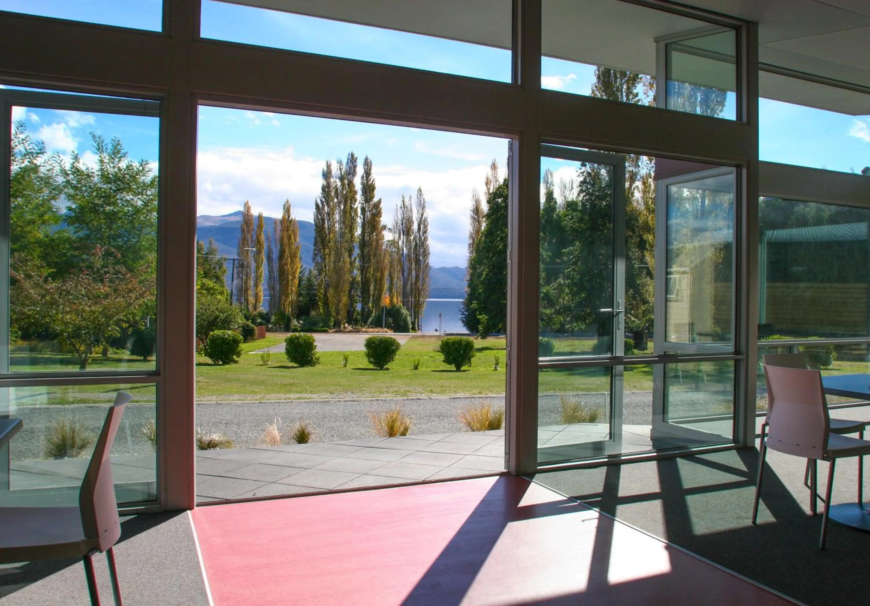 Patio in Te Anau Lakeview Holiday Park & Motels
