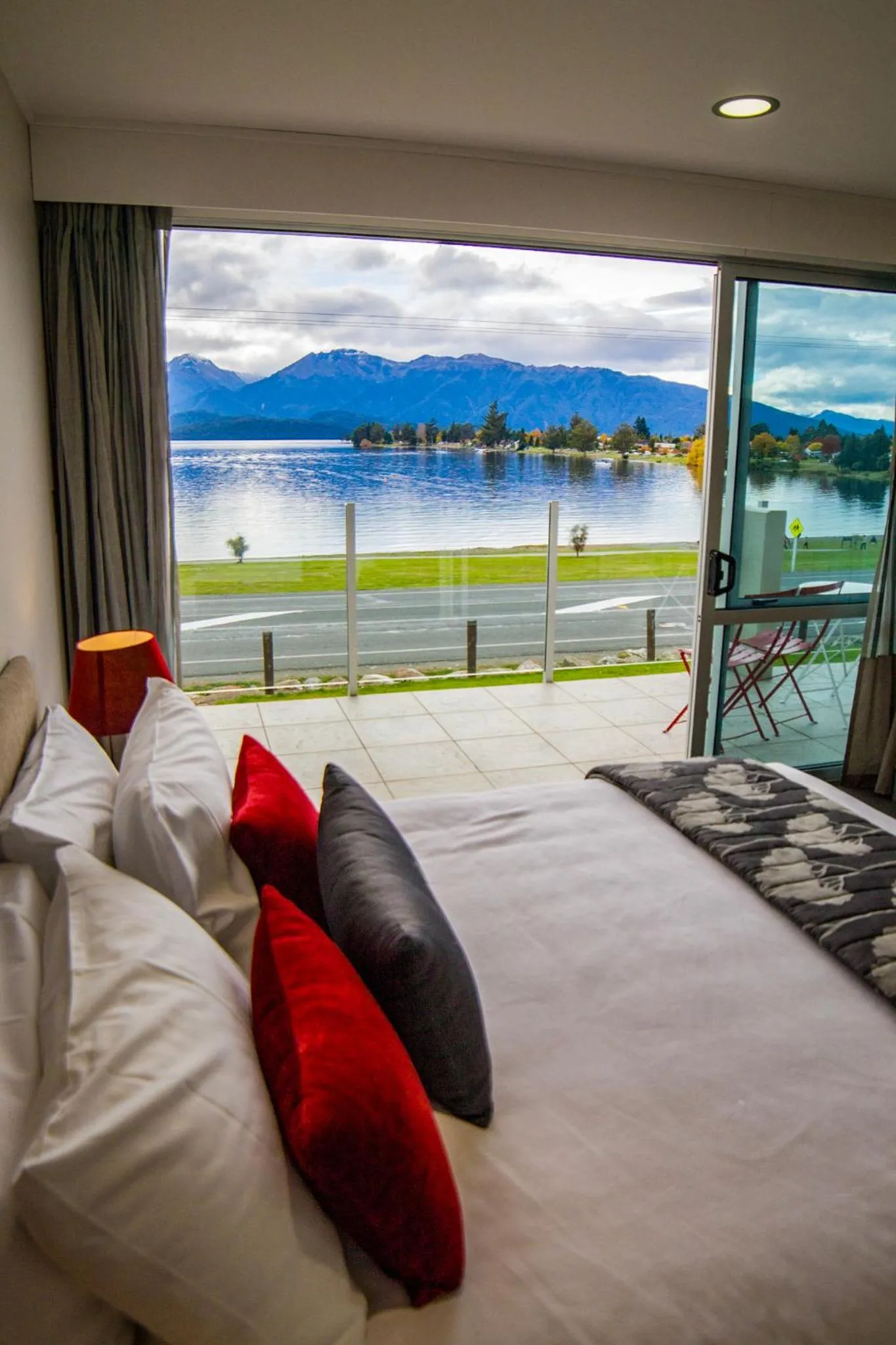 Bed in Te Anau Lakeview Holiday Park & Motels