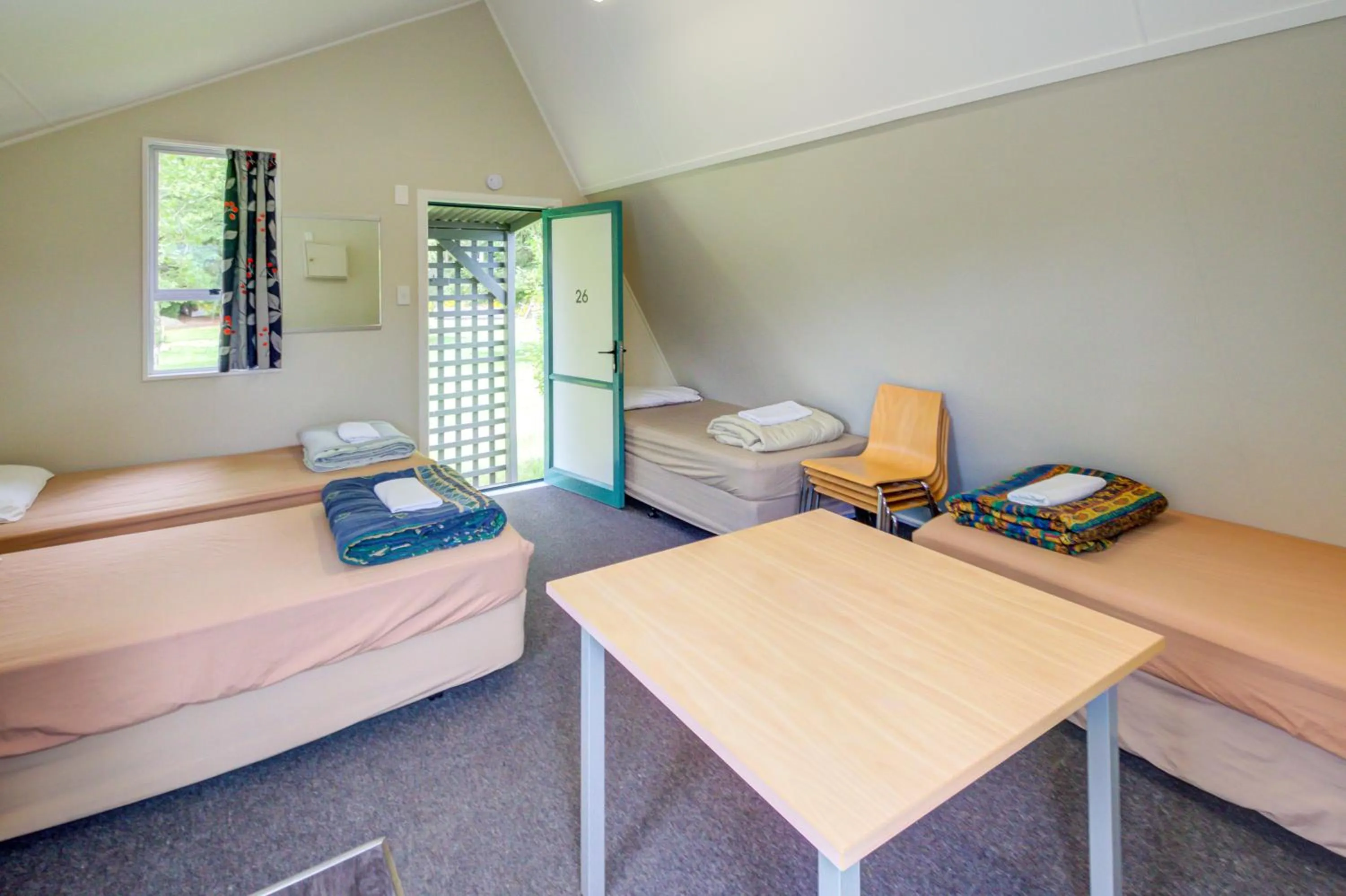 Bed in Te Anau Lakeview Holiday Park & Motels