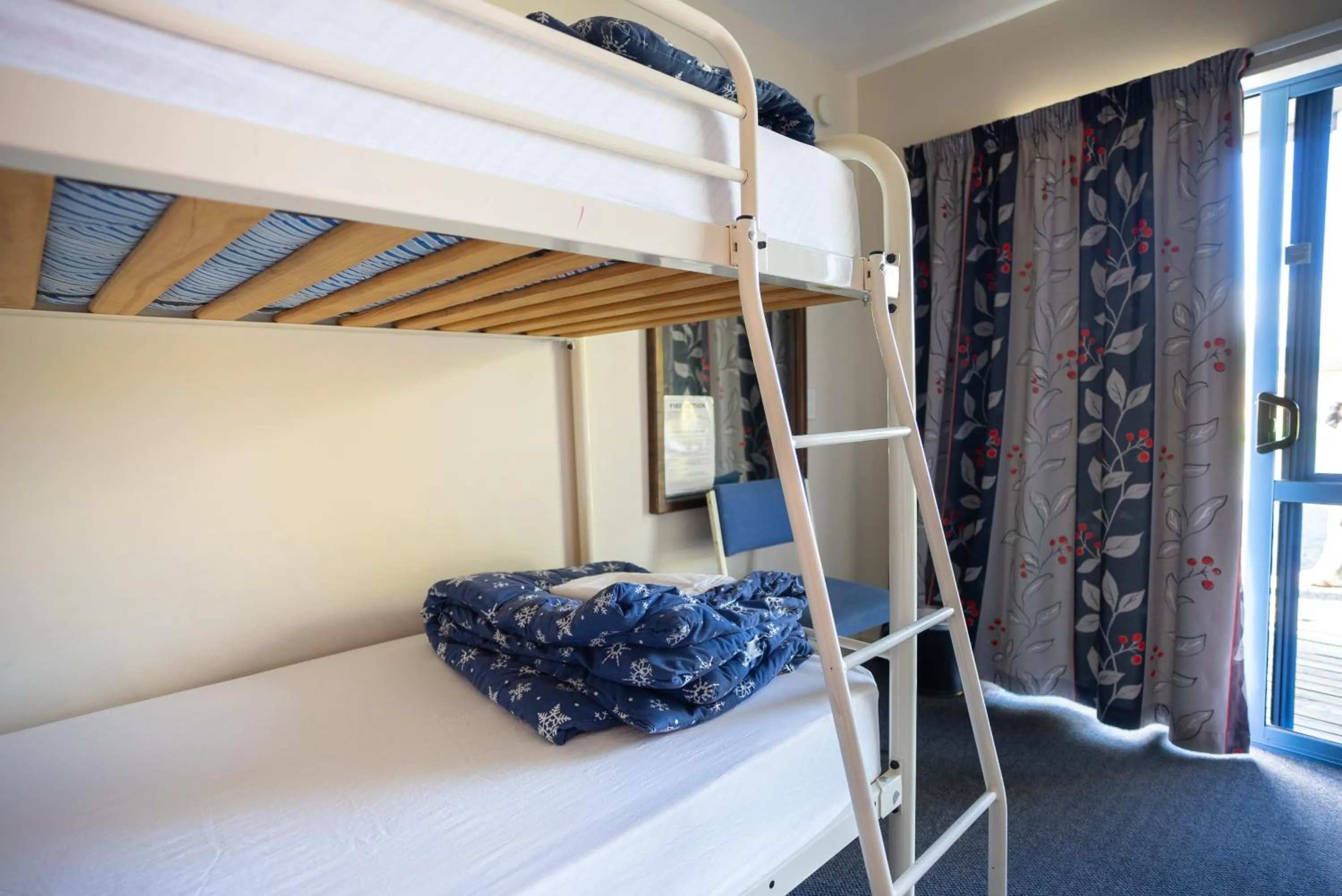 Bed in Te Anau Lakeview Holiday Park & Motels