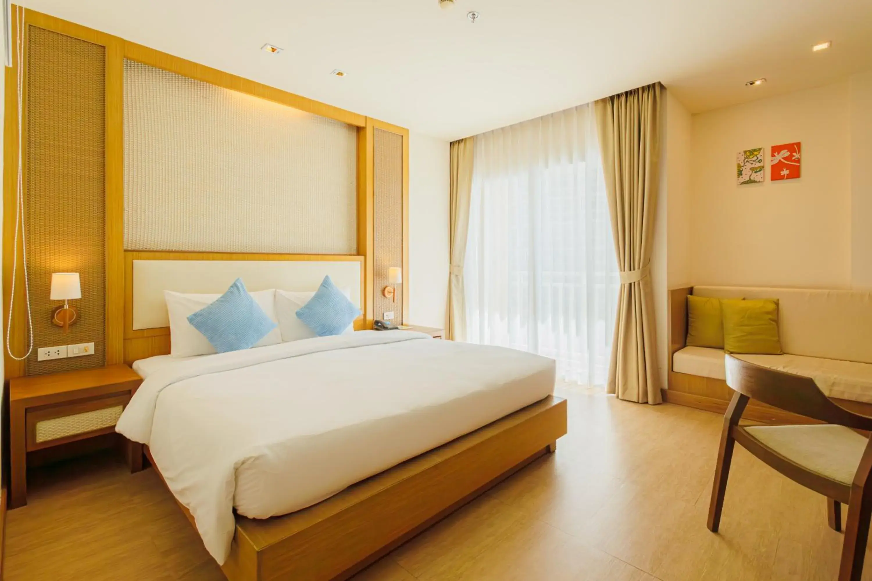 Deluxe King Room in ASHLEE Plaza Patong Hotel & Spa Deluxe King Room in ASHLEE Plaza Patong Hotel & Spa