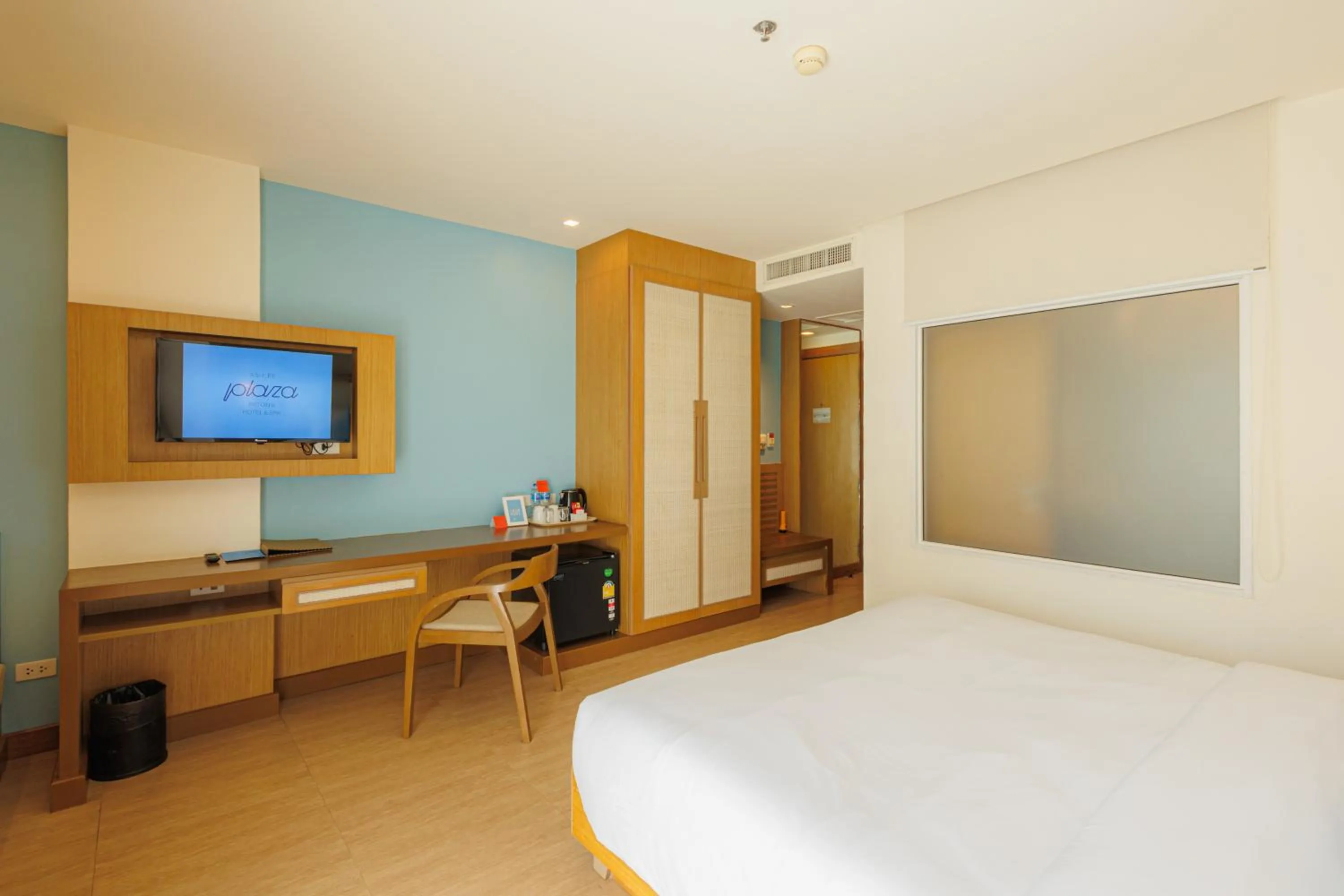 Bedroom, Bed in ASHLEE Plaza Patong Hotel & Spa