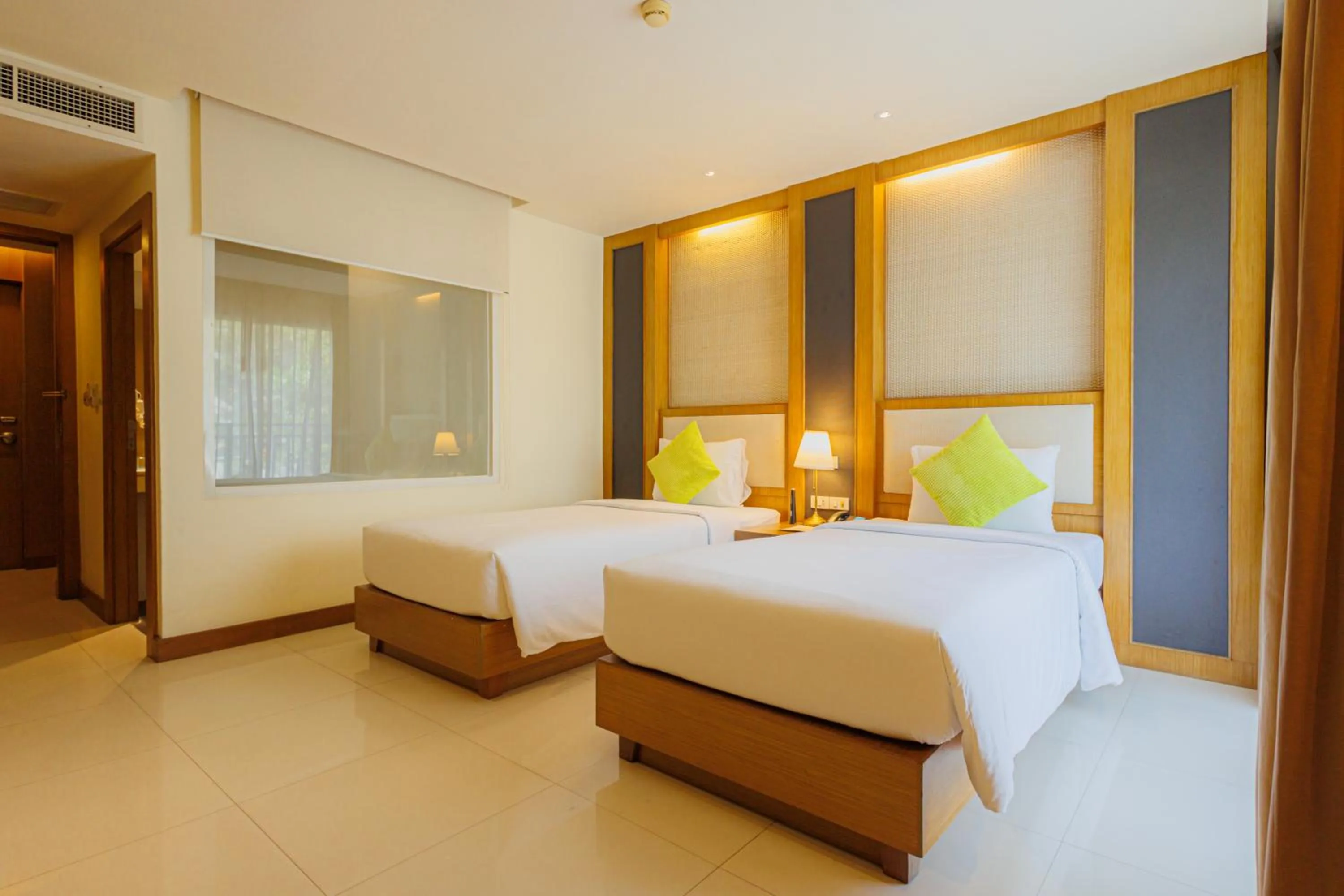 Bedroom, Bed in ASHLEE Plaza Patong Hotel & Spa