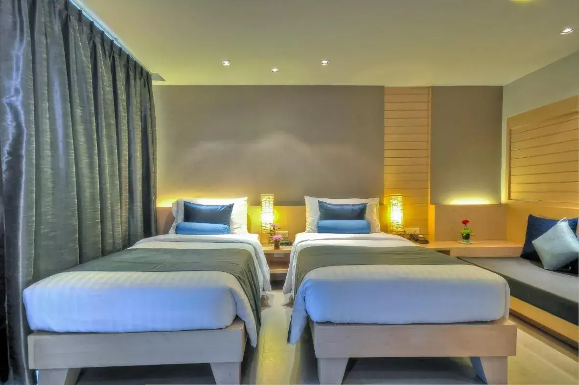 Superior Twin Room in ASHLEE Heights Hotel Patong Superior Twin Room in ASHLEE Heights Hotel Patong