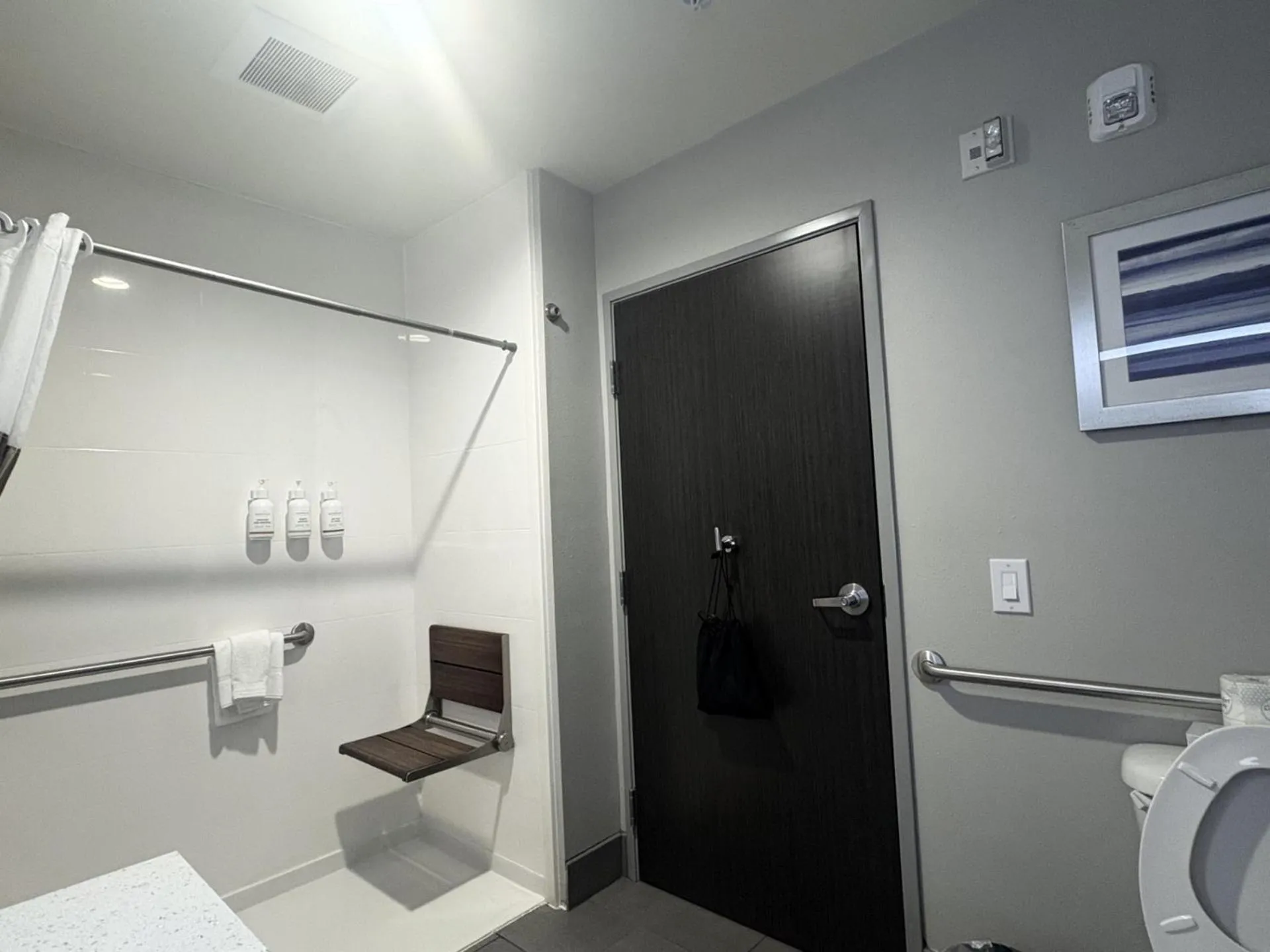 Bathroom in La Quinta by Wyndham Opelika Auburn