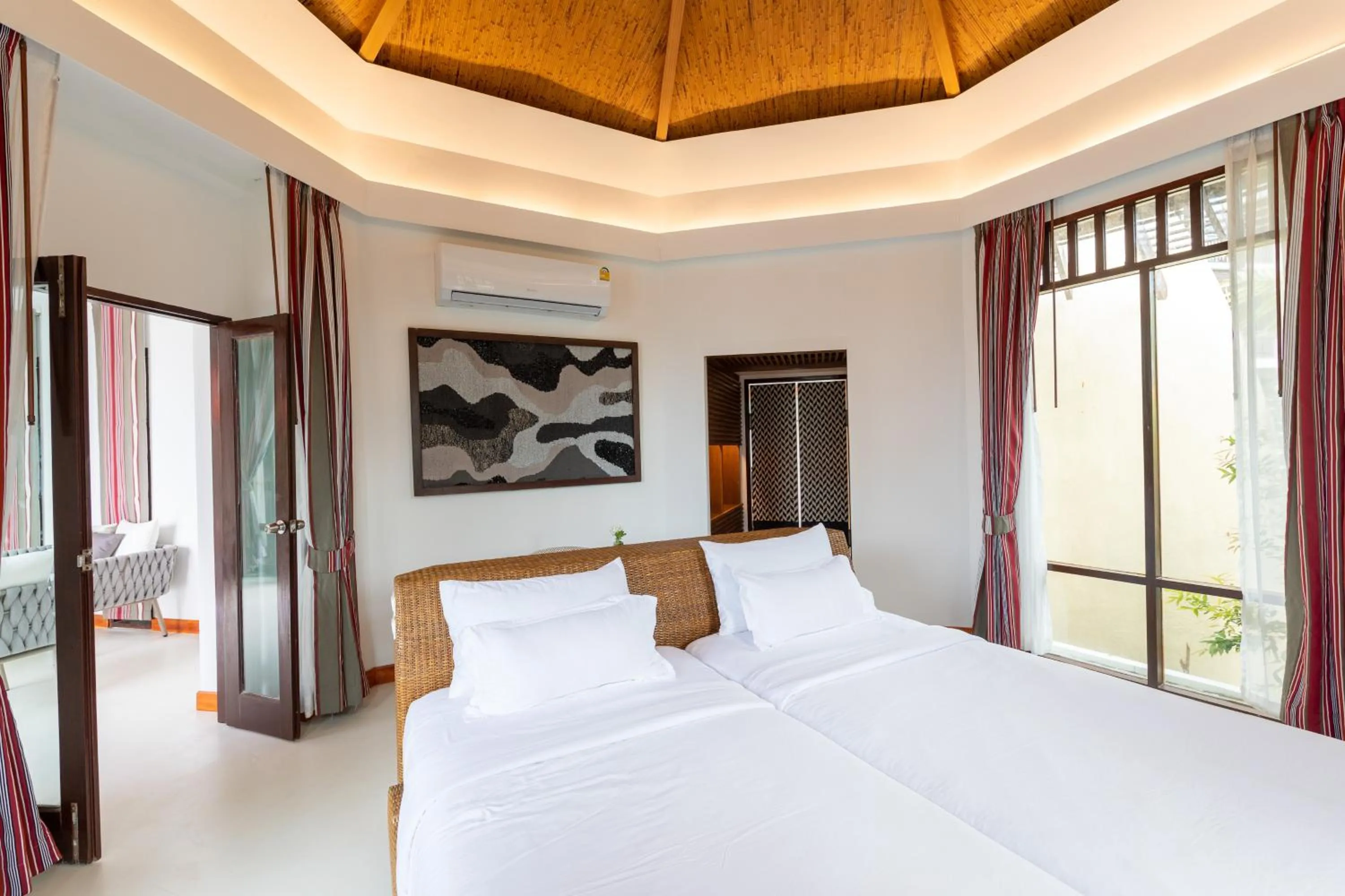 Bed in Ajinta Resort