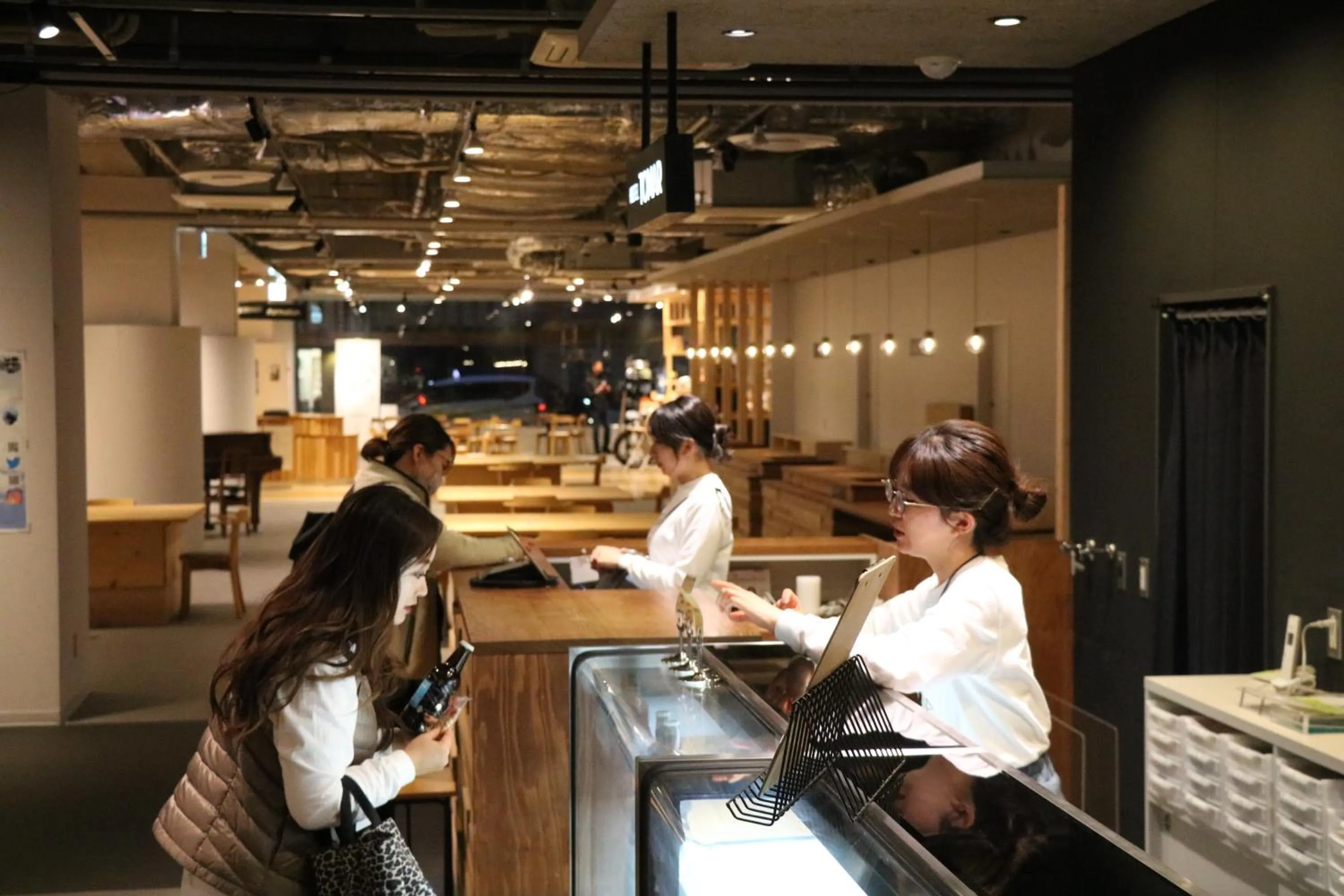 People in Hostel Tomar