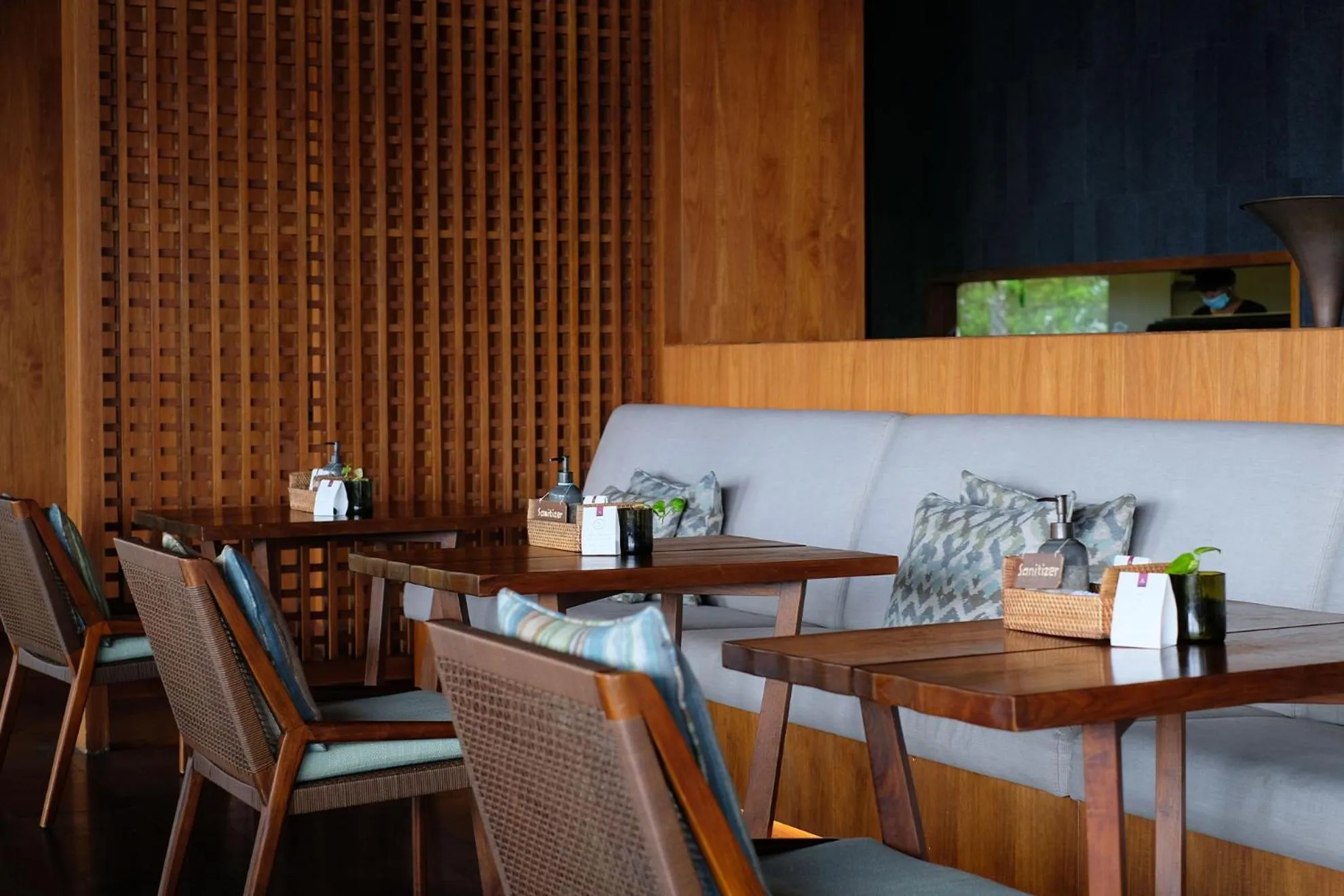 Restaurant/places to eat in Six Senses Uluwatu