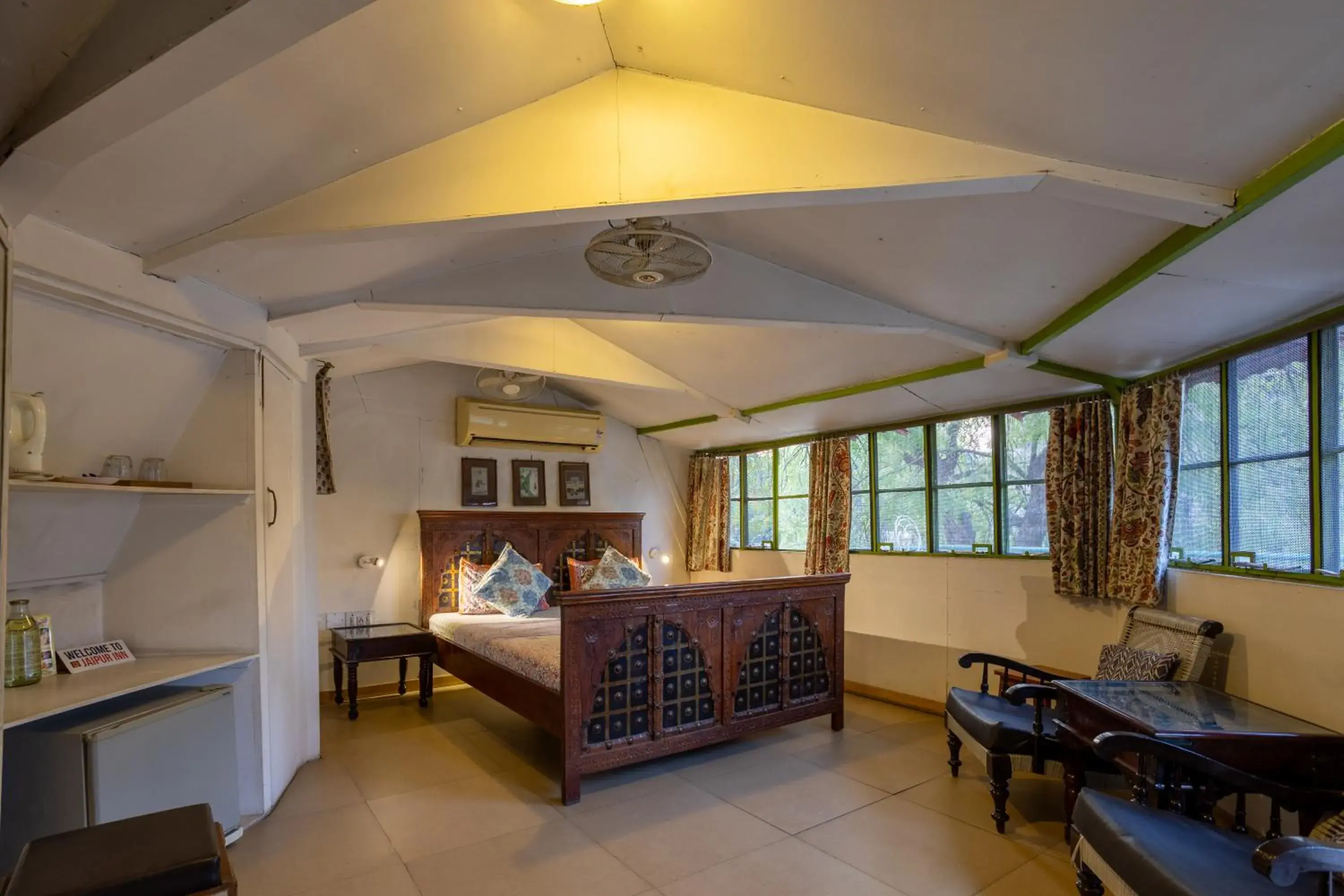 Suite with Balcony in Jaipur Inn Suite with Balcony in Jaipur Inn