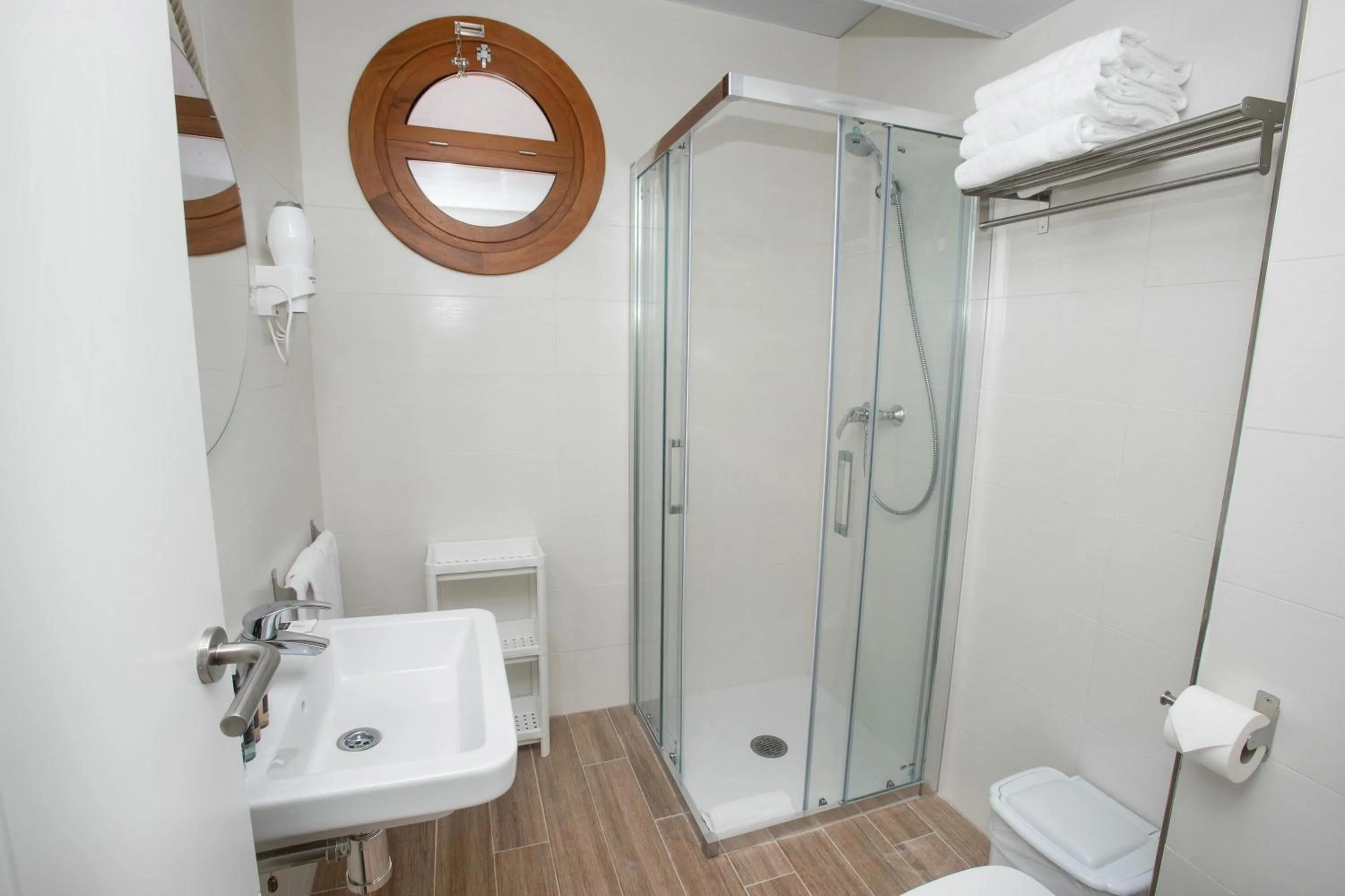 Bathroom in Feelathome Mártires Apartments