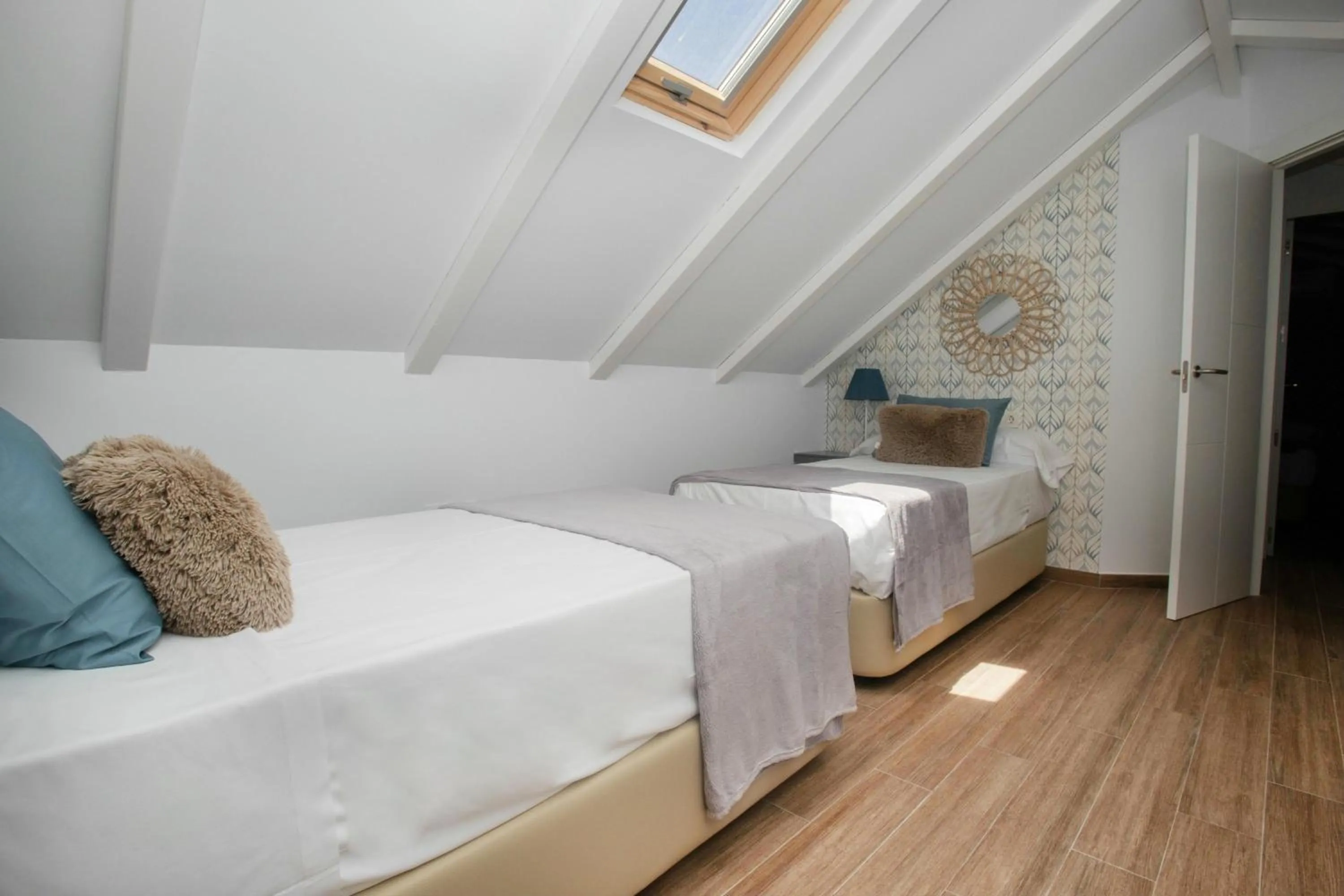 Bedroom, Bed in Feelathome Mártires Apartments